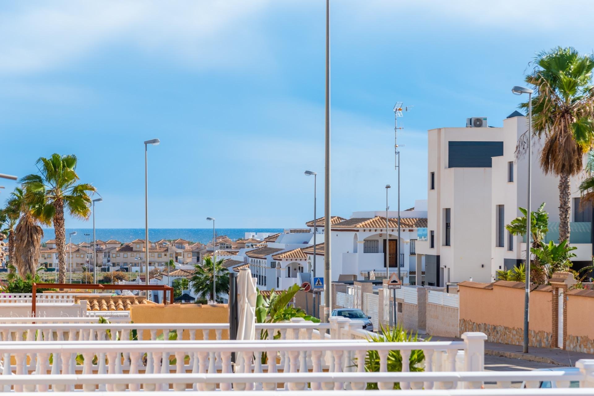 Segunda mano - Town House -
Orihuela Costa - Los Altos