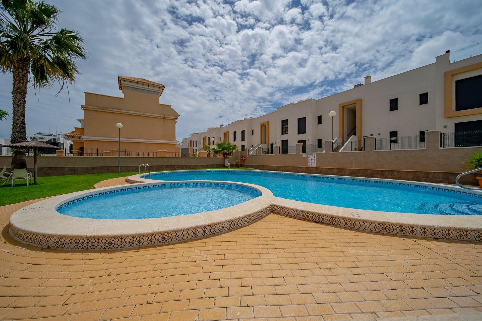 Segunda mano - Town House -
Orihuela Costa - PAU 26