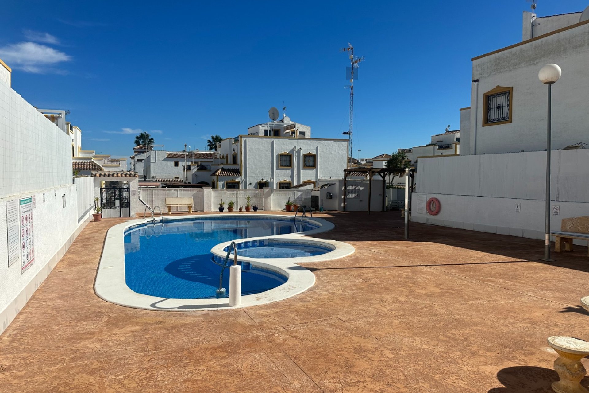 Segunda mano - Town House -
Orihuela - Inland