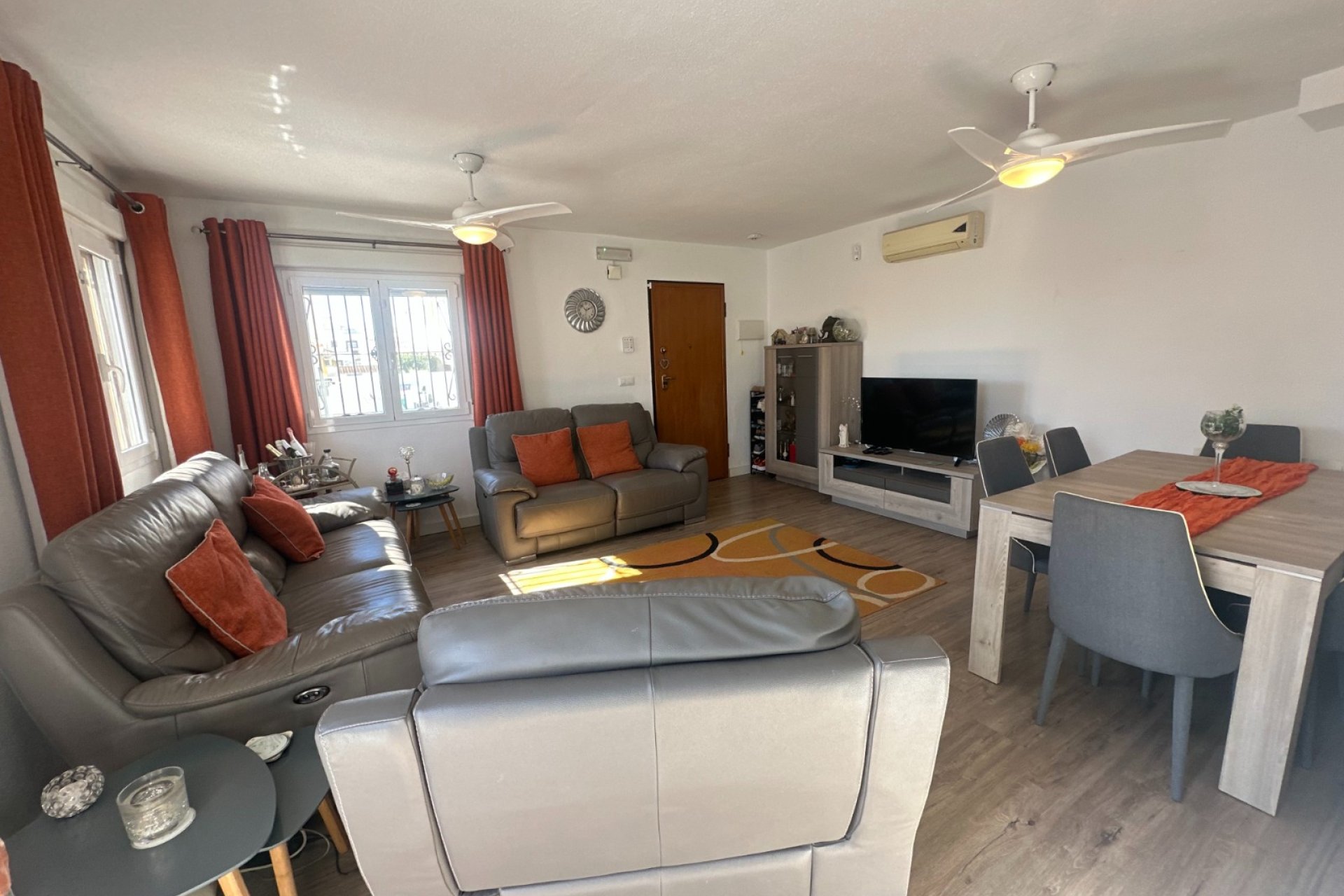 Segunda mano - Town House -
Orihuela - Inland