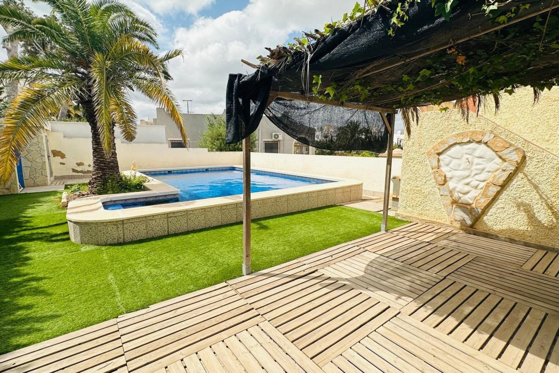 Segunda mano - Town House -
Orihuela - Urbanización Perla Del Mar