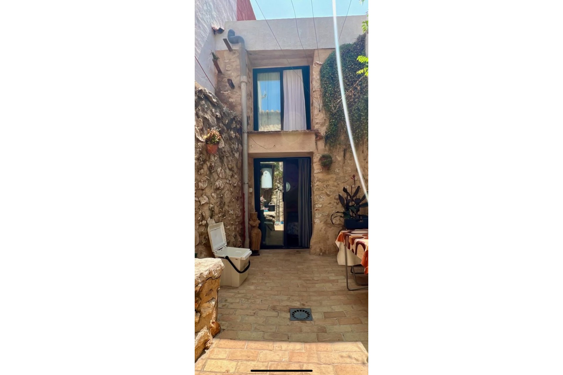 Segunda mano - Town House -
Pedreguer - Inland