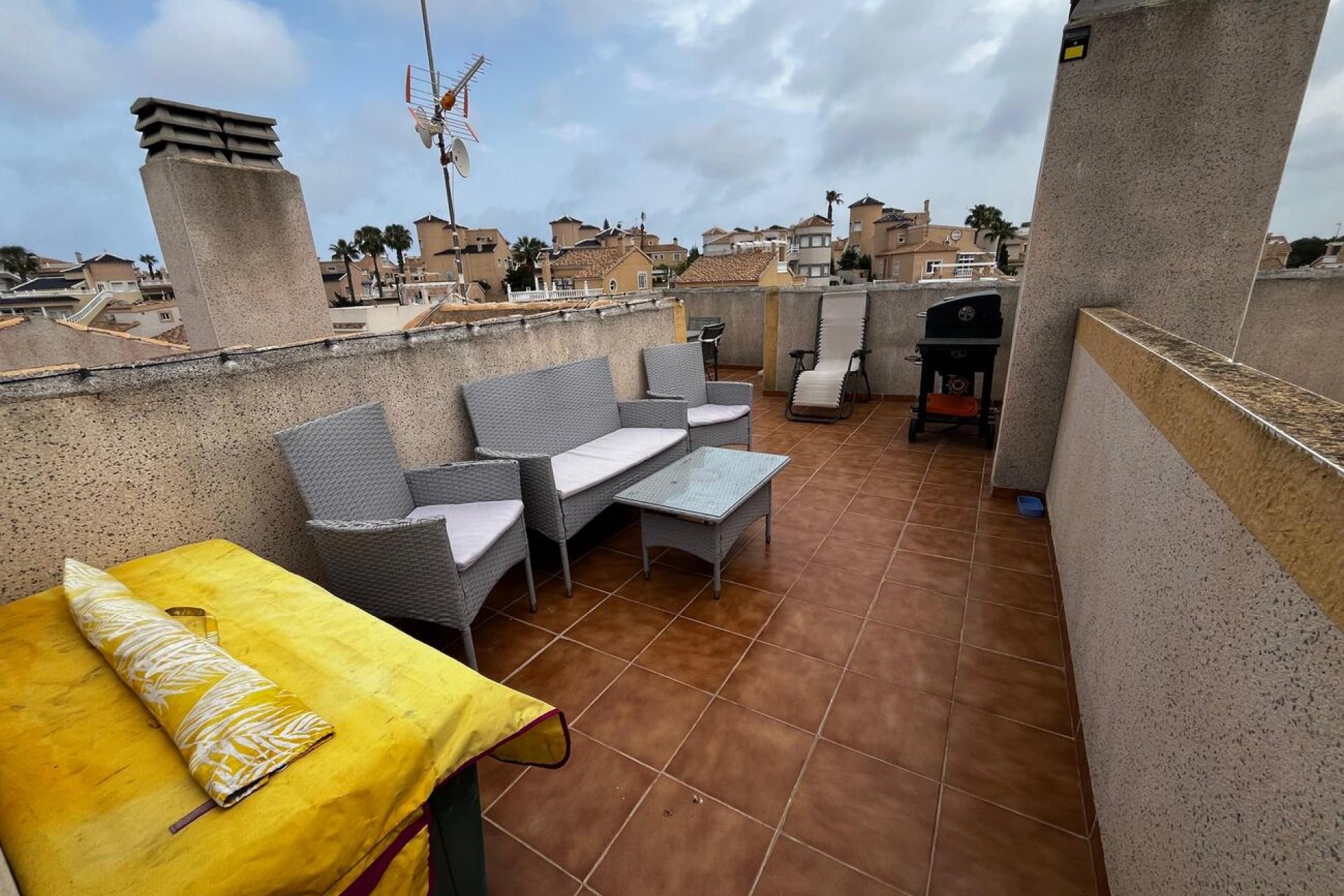 Segunda mano - Town House Penthouse -
Torrevieja - La Florida