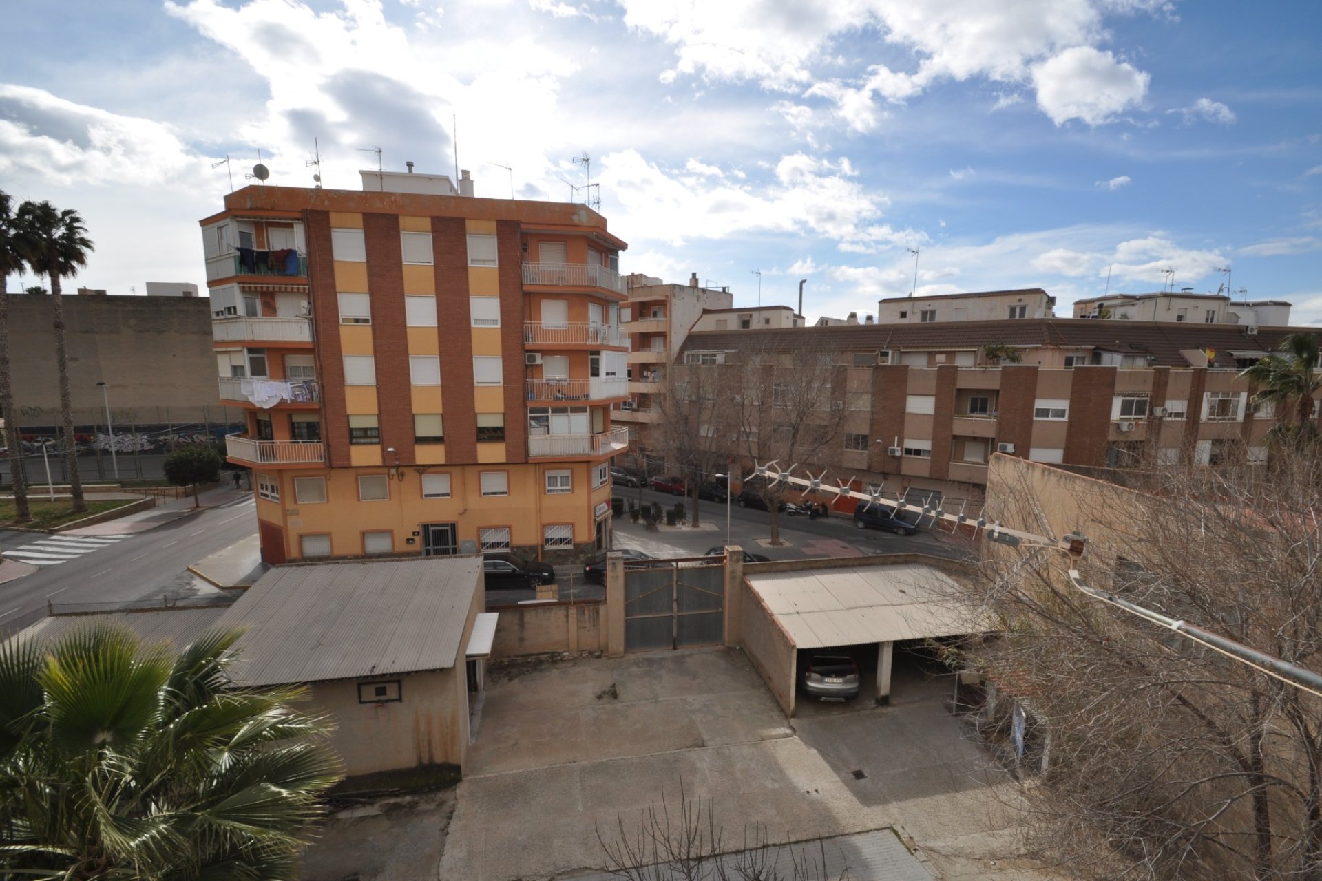Segunda mano - Town House -
Petrer - Inland