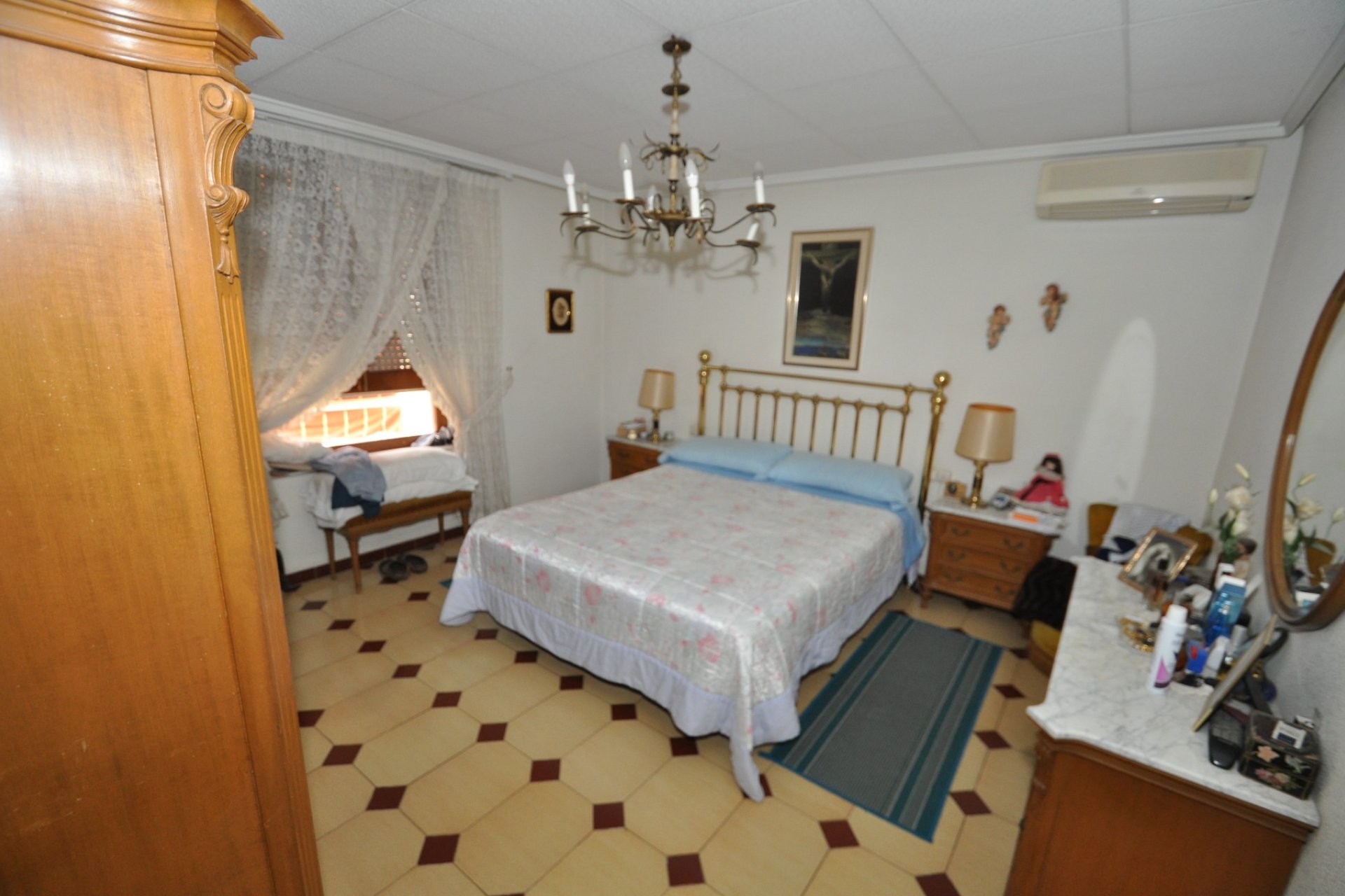 Segunda mano - Town House -
Petrer - Inland