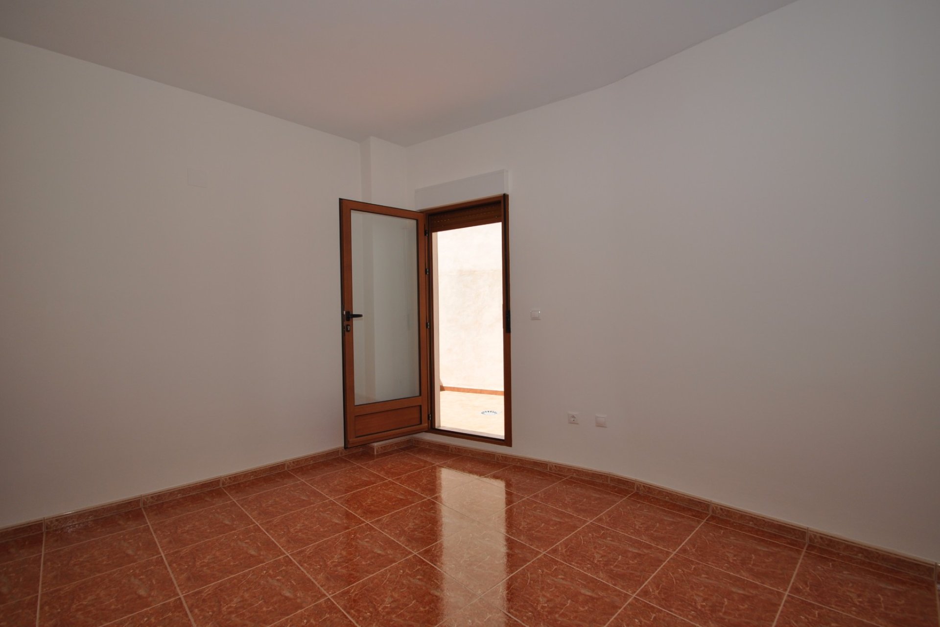Segunda mano - Town House -
Pinoso - Inland