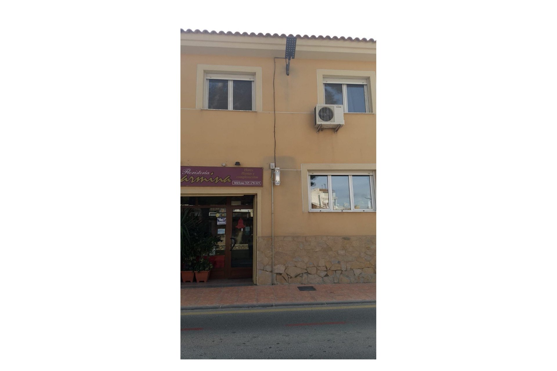 Segunda mano - Town House -
Pinoso - Inland