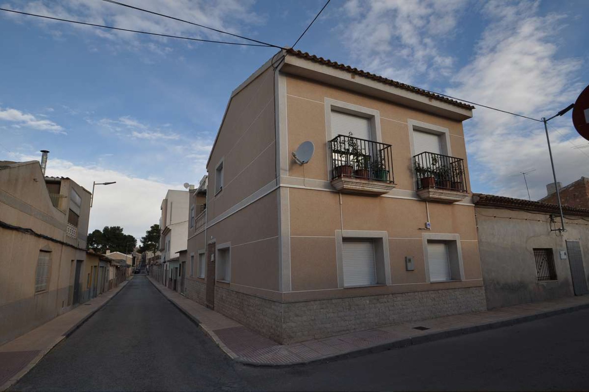 Segunda mano - Town House -
Pinoso - Inland