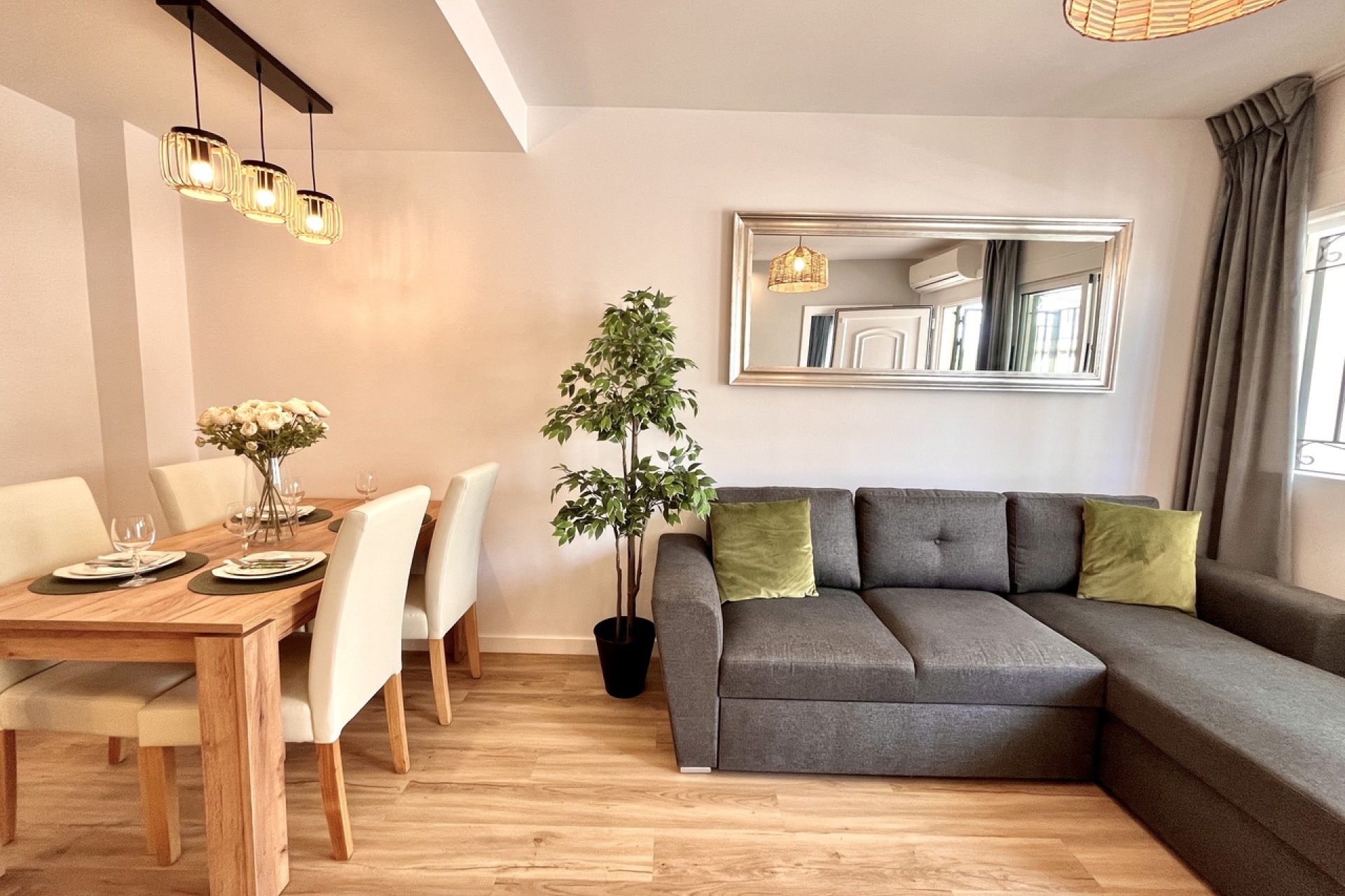 Segunda mano - Town House -
Playa Flamenca - Costa Blanca