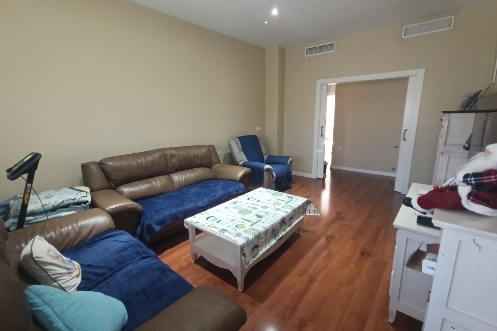 Segunda mano - Town House -
Roldan - Inland