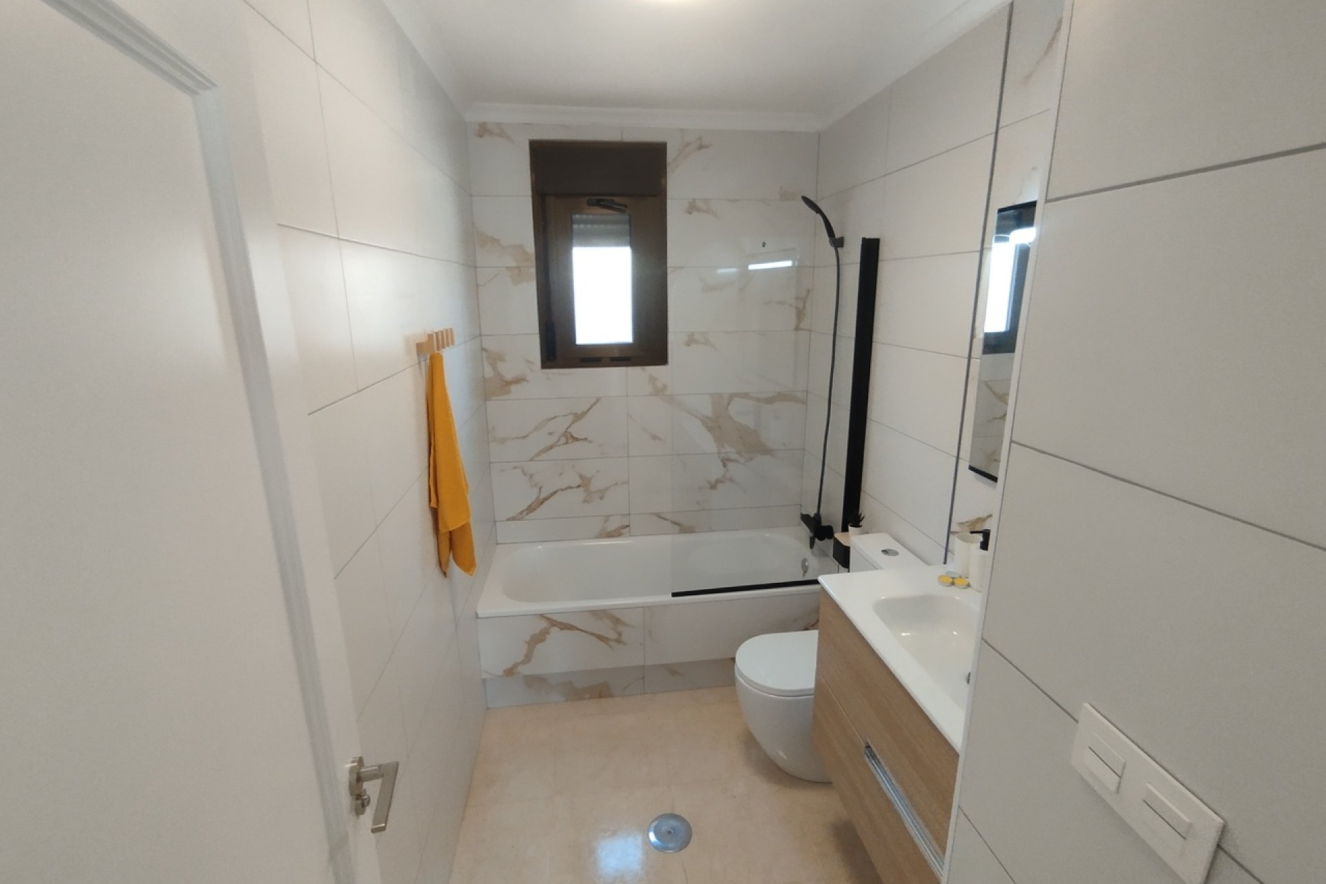 Segunda mano - Town House -
San Miguel de Salinas - Inland