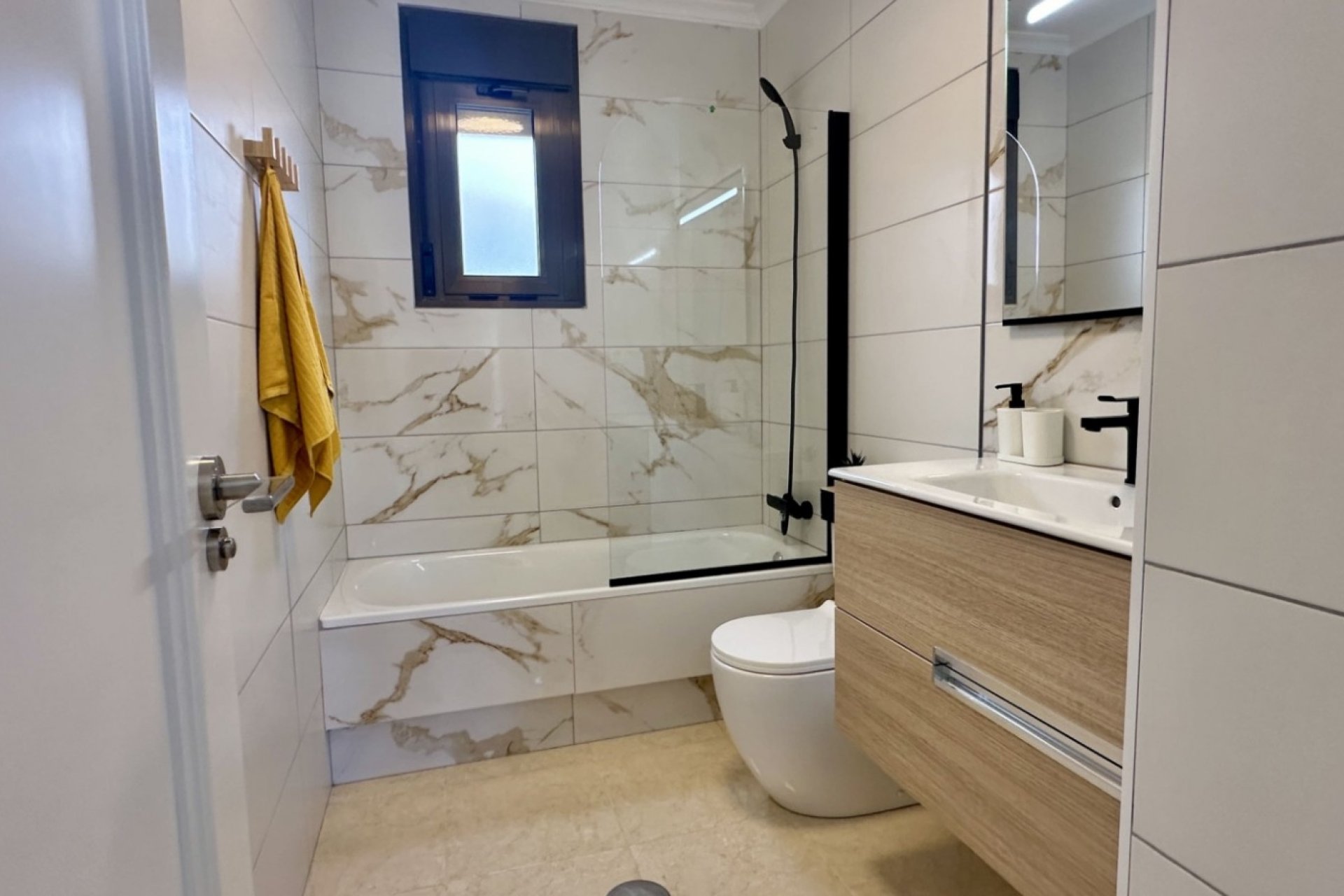 Segunda mano - Town House -
San Miguel de Salinas - Inland