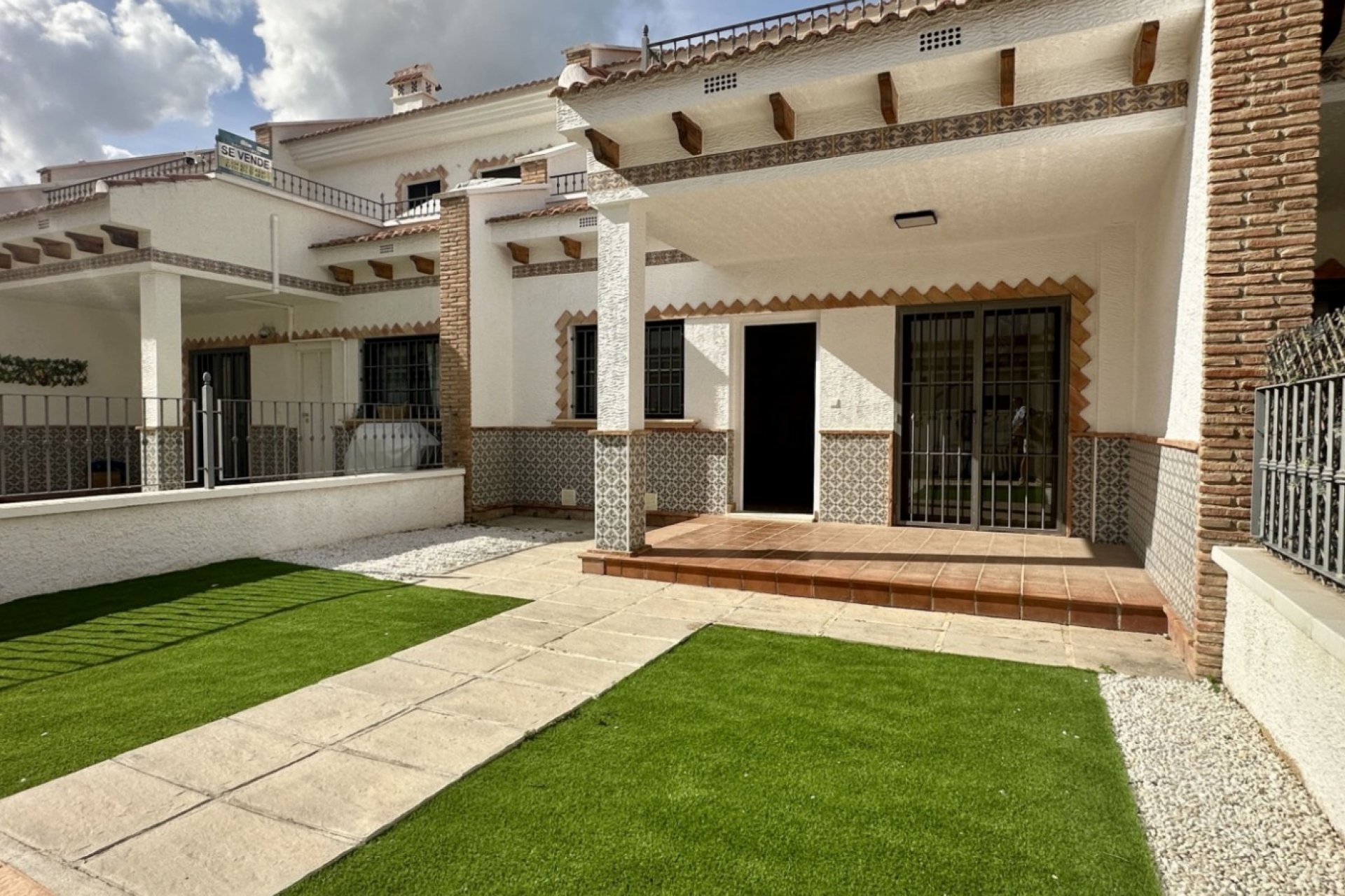 Segunda mano - Town House -
San Miguel de Salinas - Inland