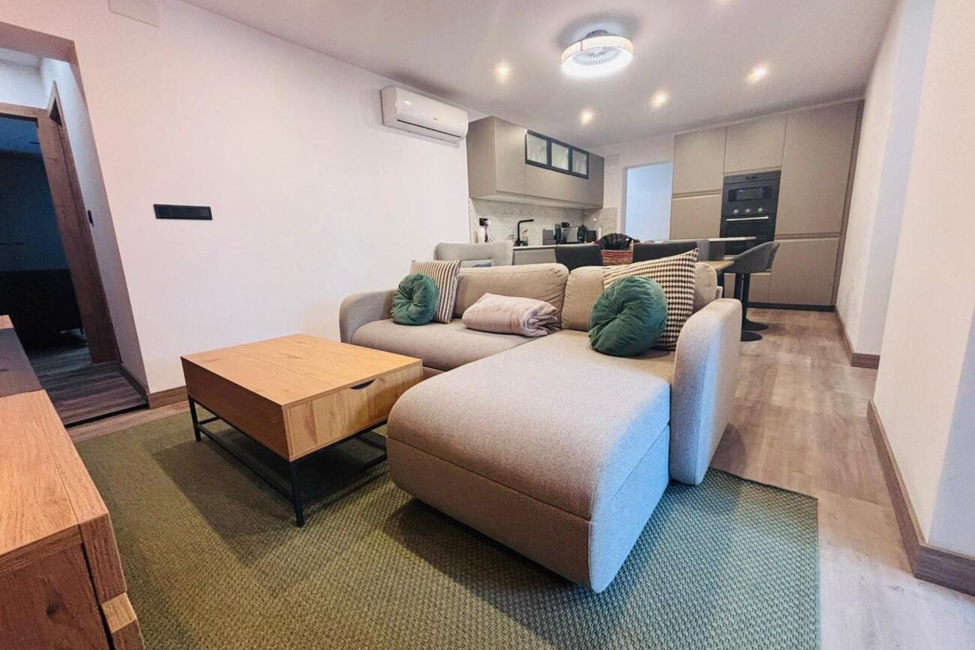 Segunda mano - Town House -
San Miguel de Salinas - Inland