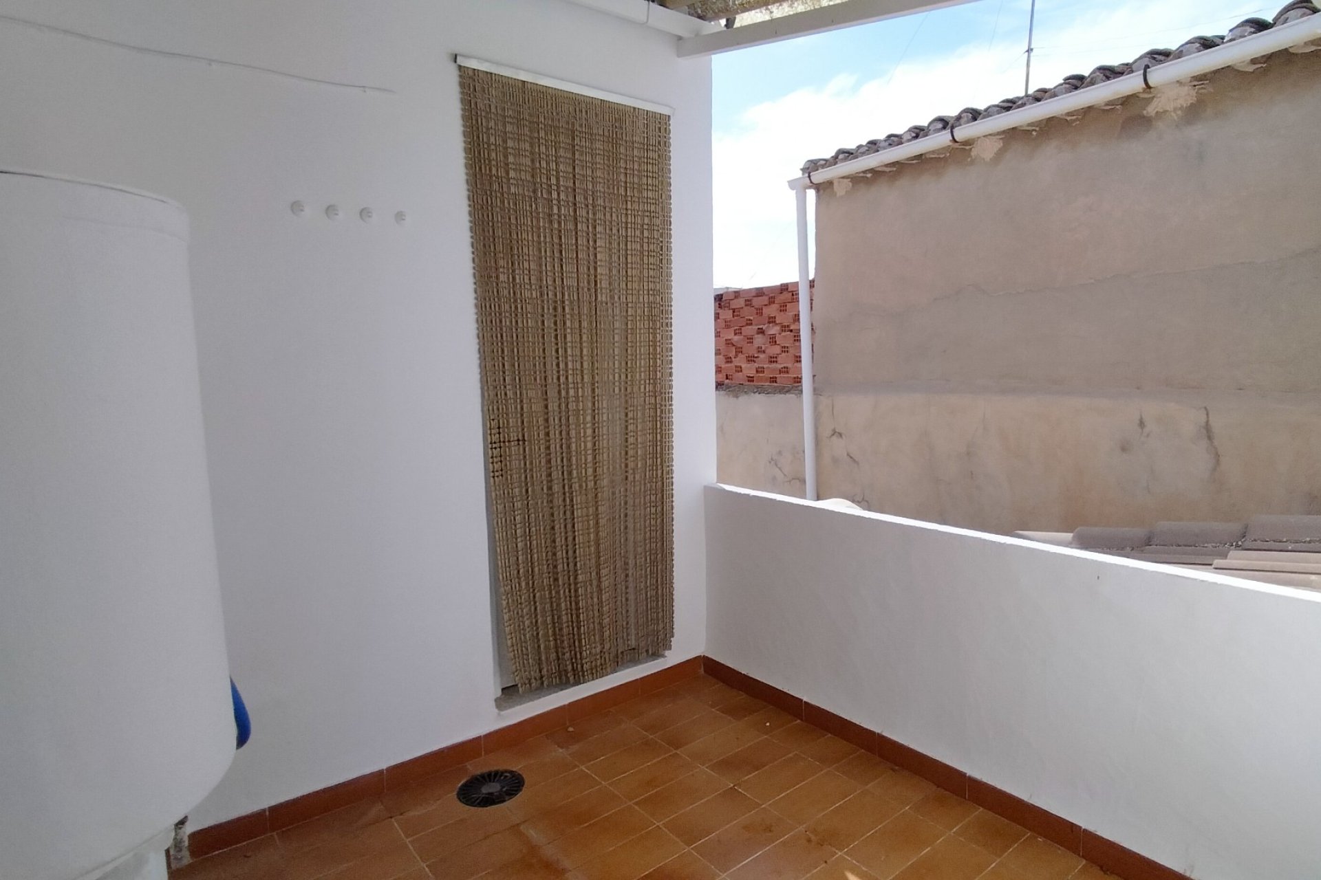 Segunda mano - Town House -
Sax - Inland