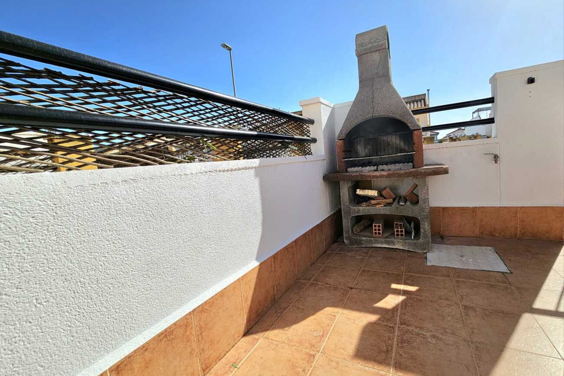 Segunda mano - Town House -
Sucina