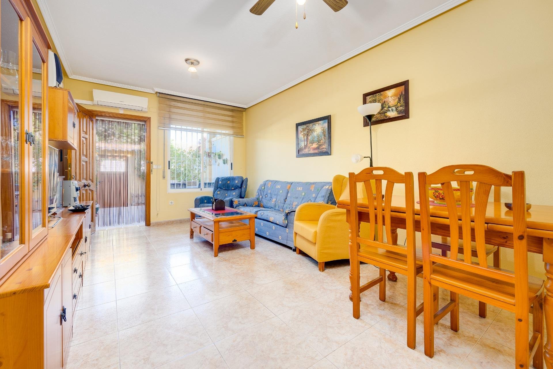 Segunda mano - Town House -
Torrevieja - Aguas Nuevas 2