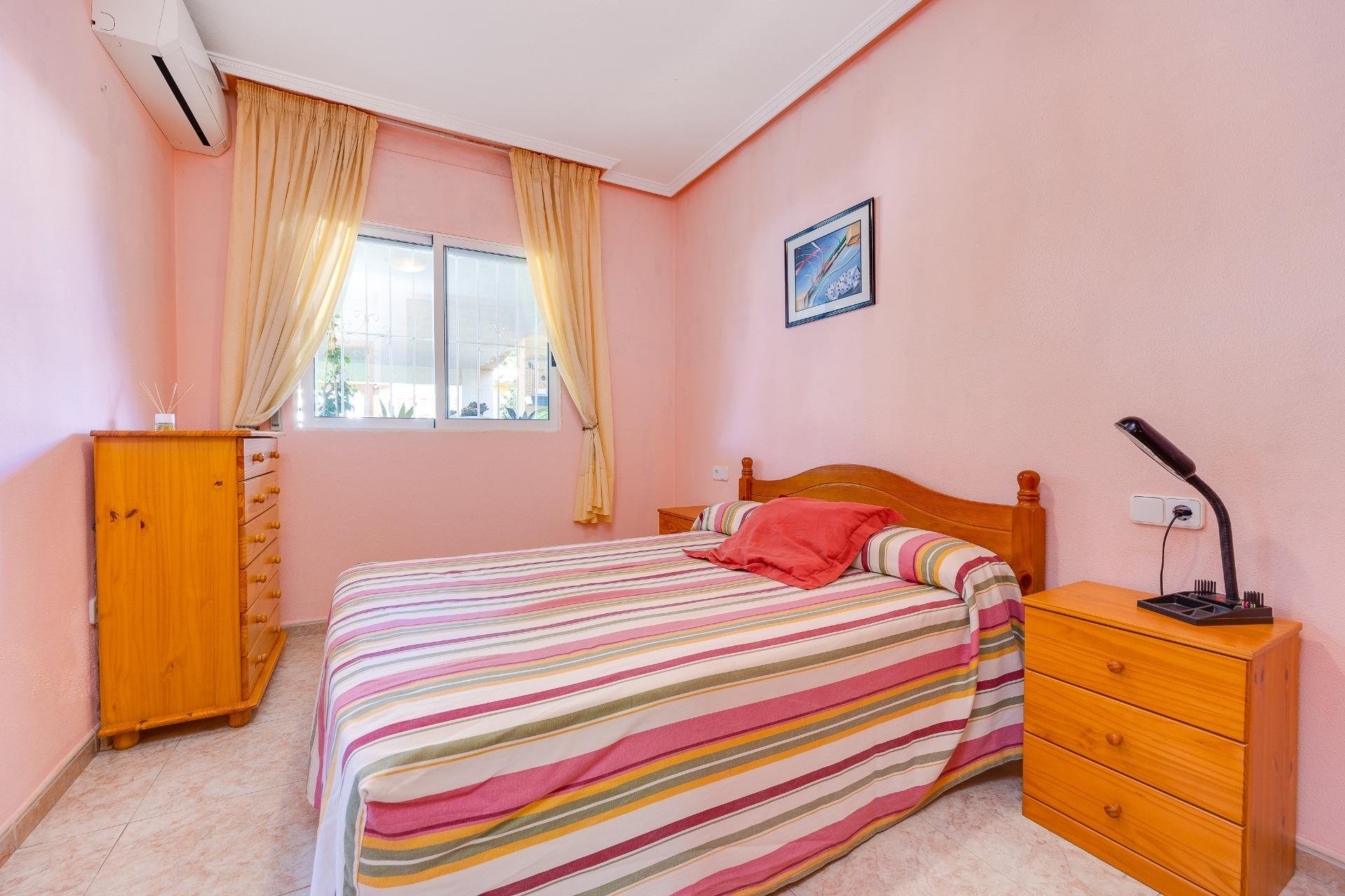 Segunda mano - Town House -
Torrevieja - Aguas Nuevas 2