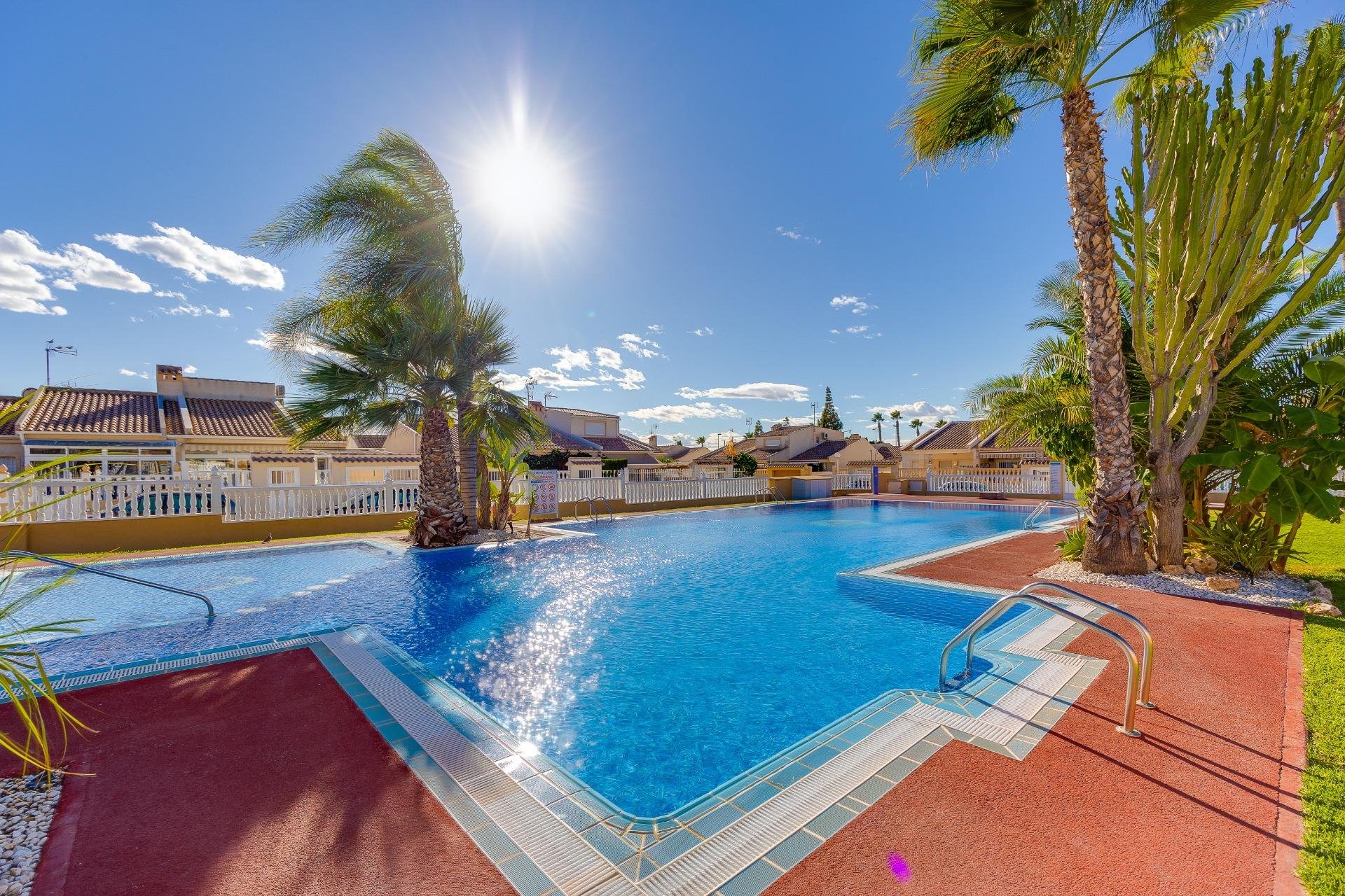 Segunda mano - Town House -
Torrevieja - Aguas Nuevas 2