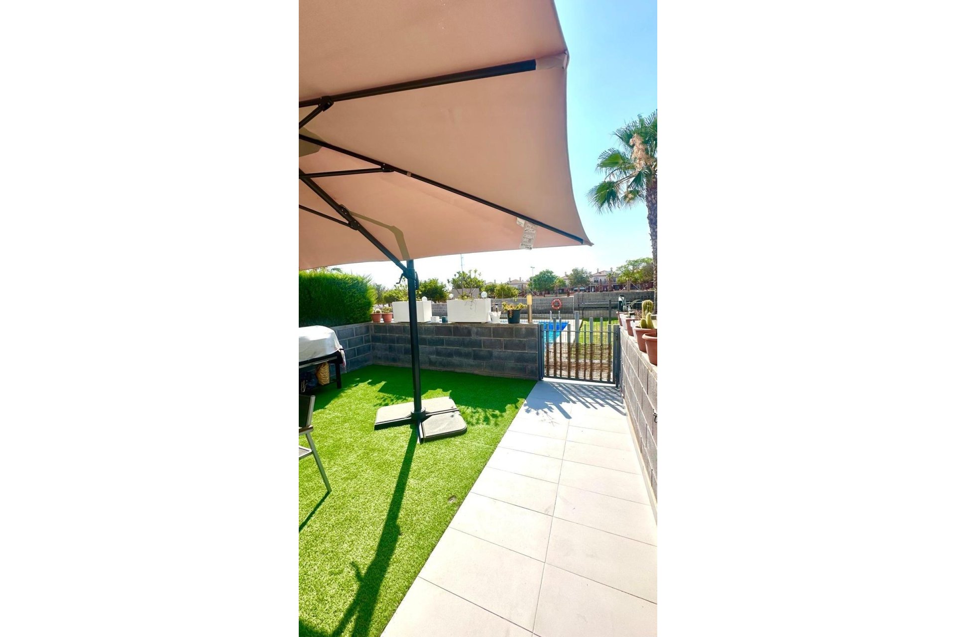 Segunda mano - Town House -
Torrevieja - Aguas Nuevas