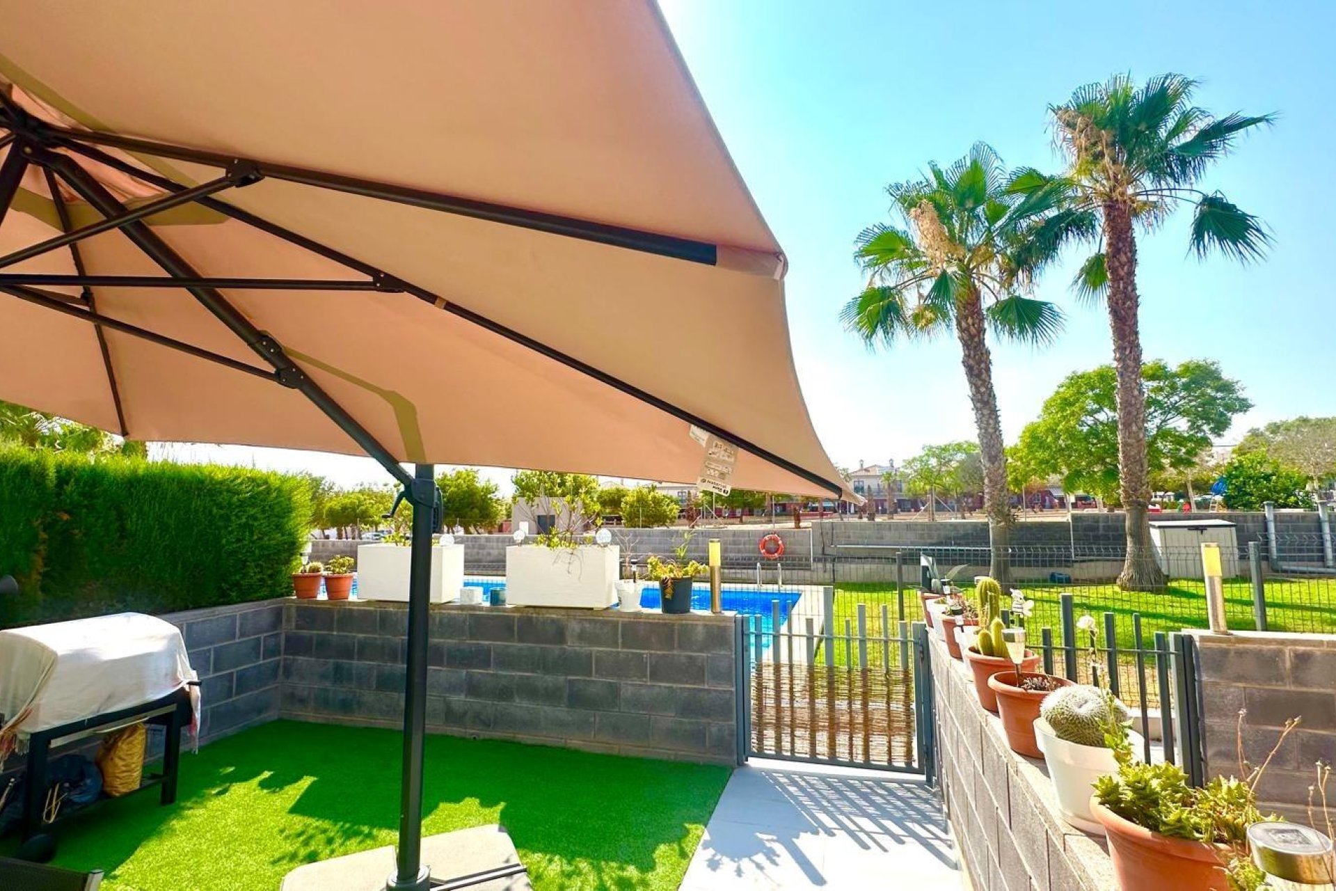 Segunda mano - Town House -
Torrevieja - Aguas Nuevas