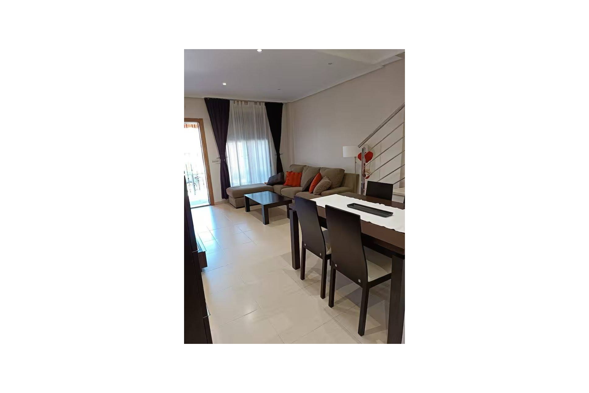 Segunda mano - Town House -
Torrevieja - Aguas Nuevas