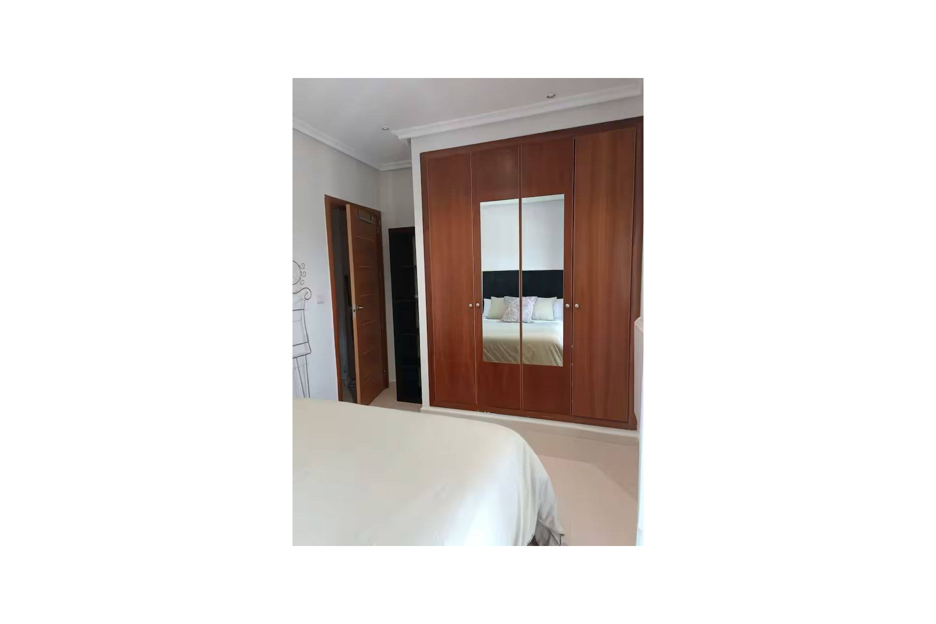 Segunda mano - Town House -
Torrevieja - Aguas Nuevas