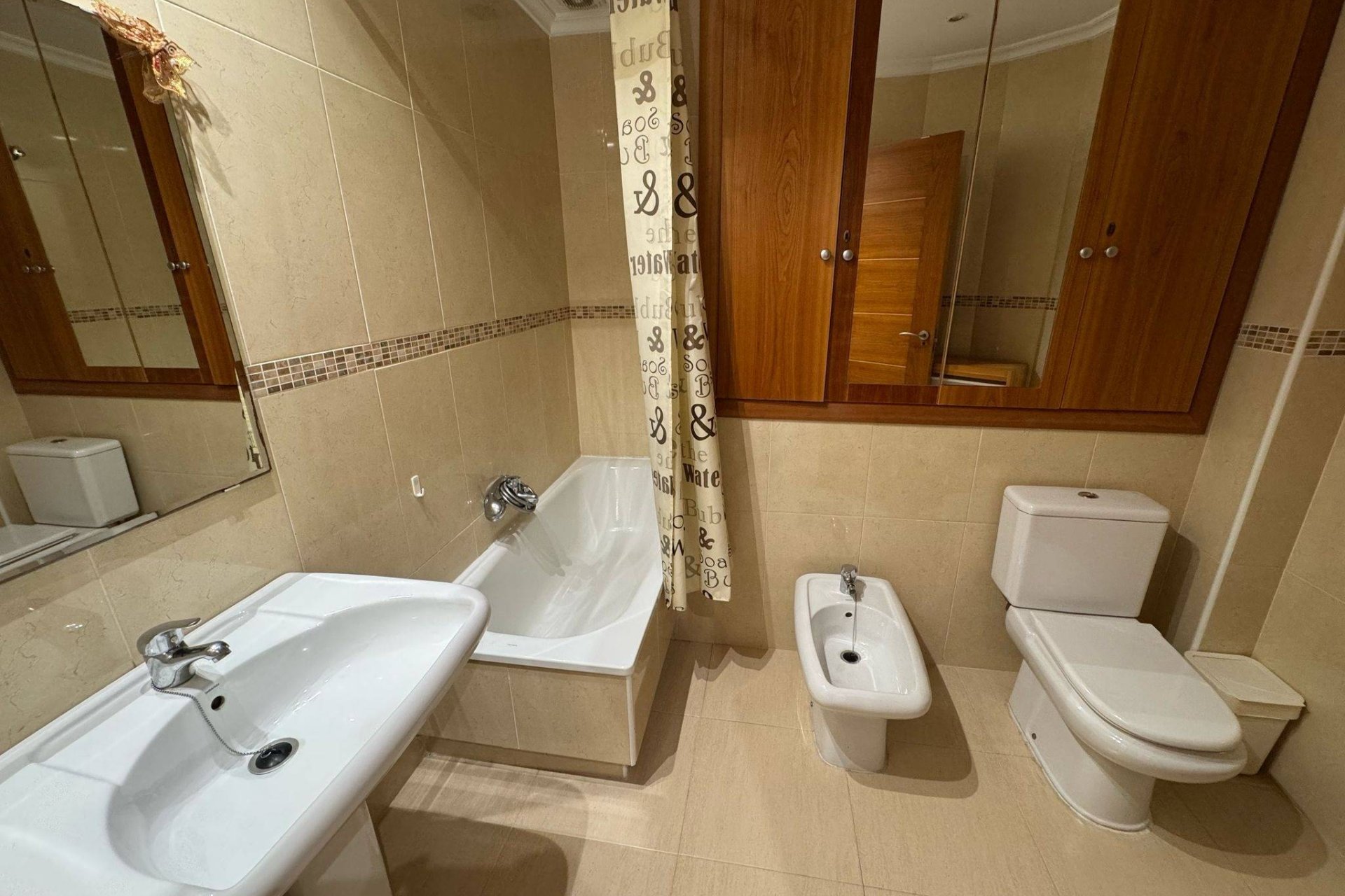 Segunda mano - Town House -
Torrevieja - Aguas Nuevas