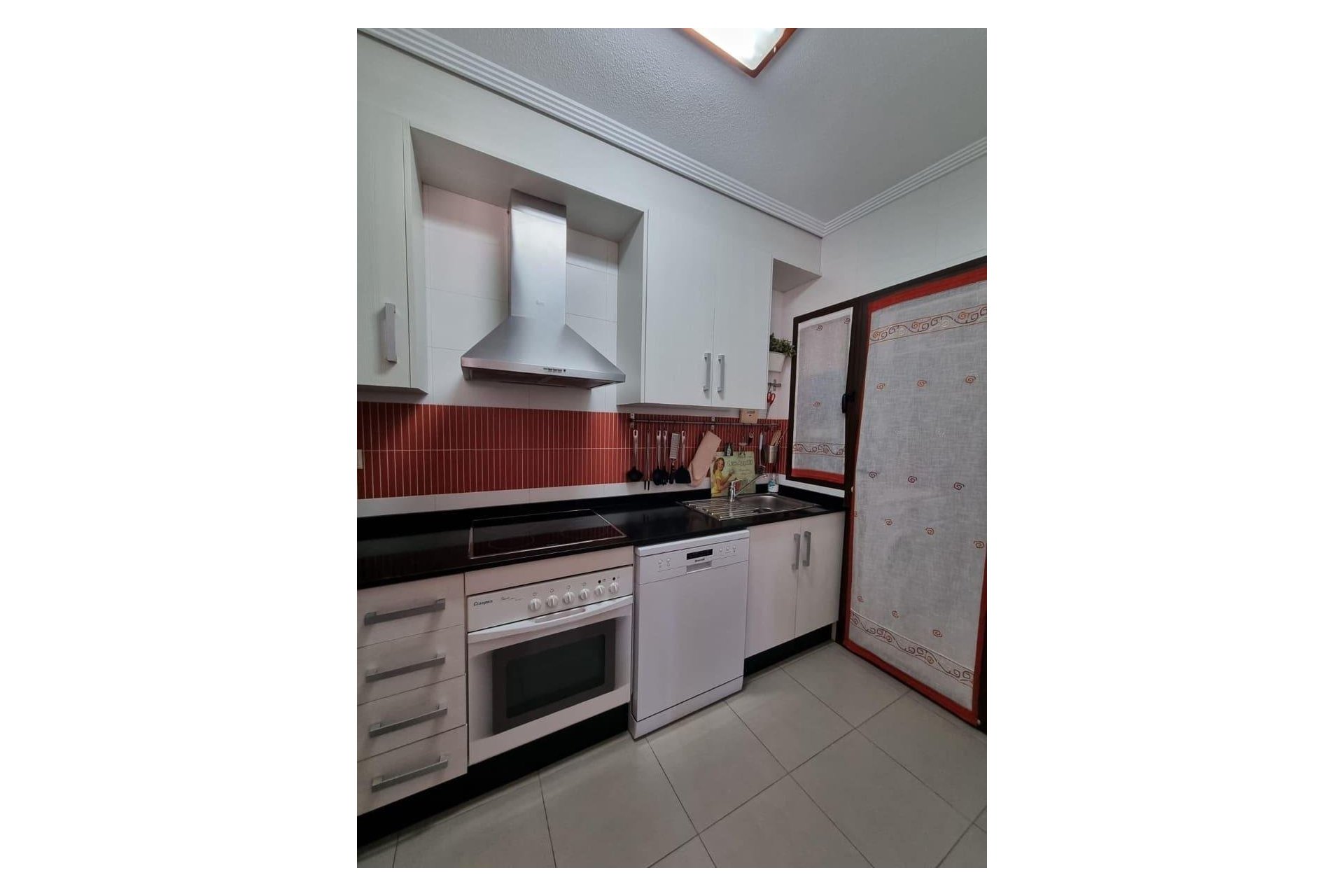 Segunda mano - Town House -
Torrevieja - Aguas Nuevas
