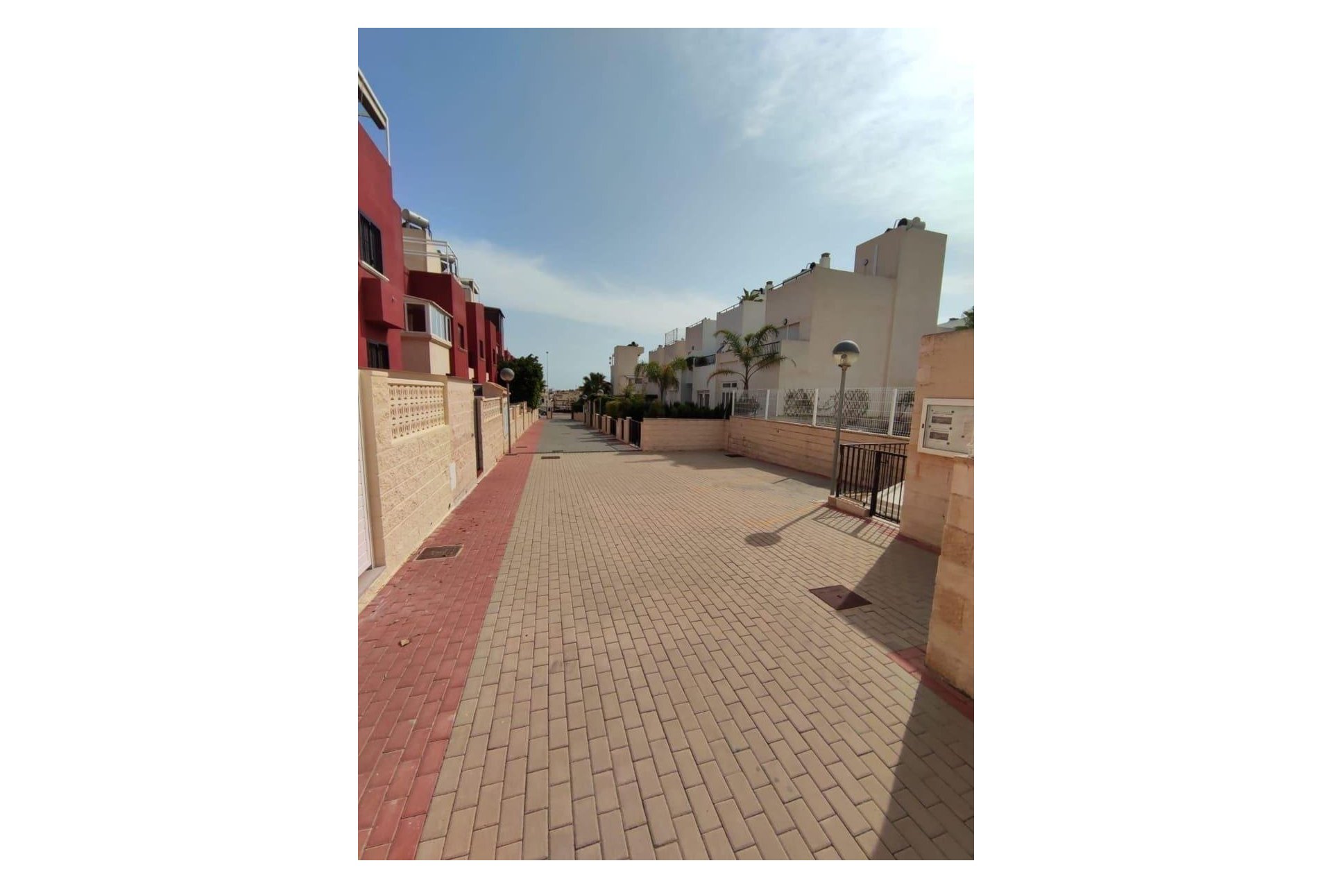 Segunda mano - Town House -
Torrevieja - Aguas Nuevas