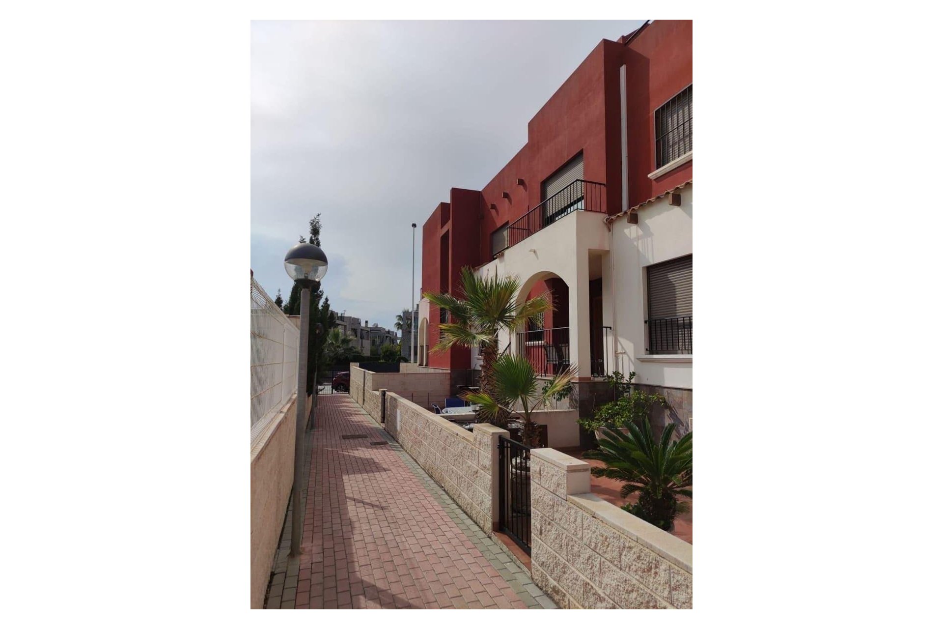 Segunda mano - Town House -
Torrevieja - Aguas Nuevas