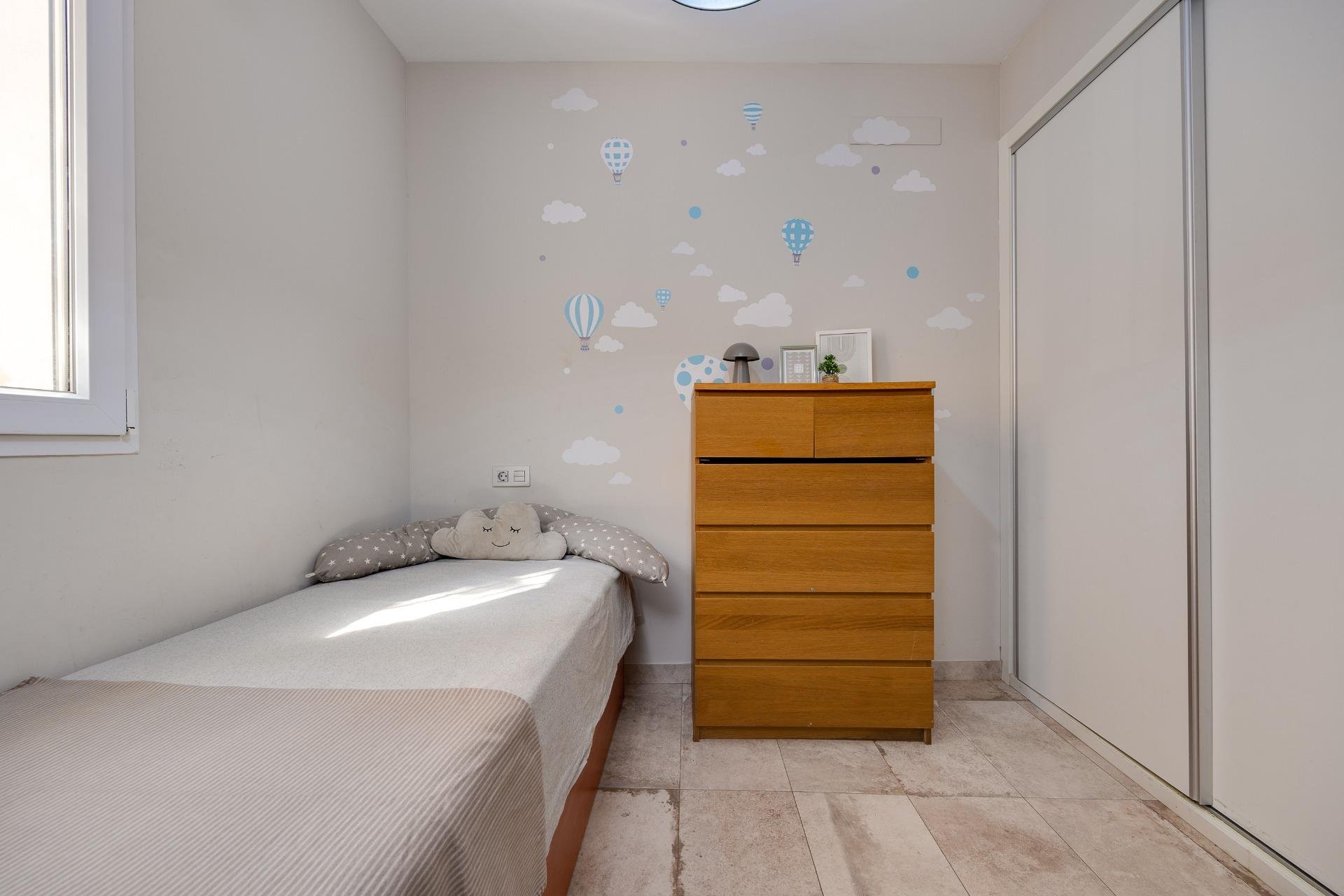 Segunda mano - Town House -
Torrevieja - Centro