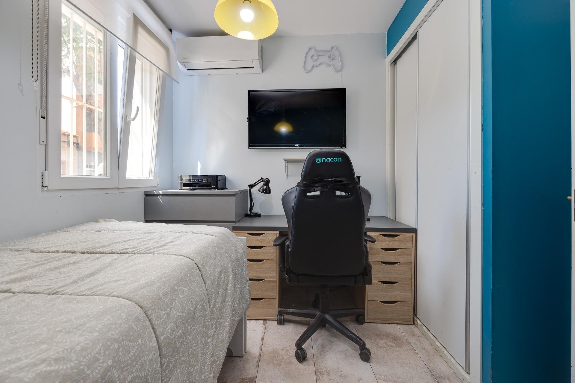 Segunda mano - Town House -
Torrevieja - Centro