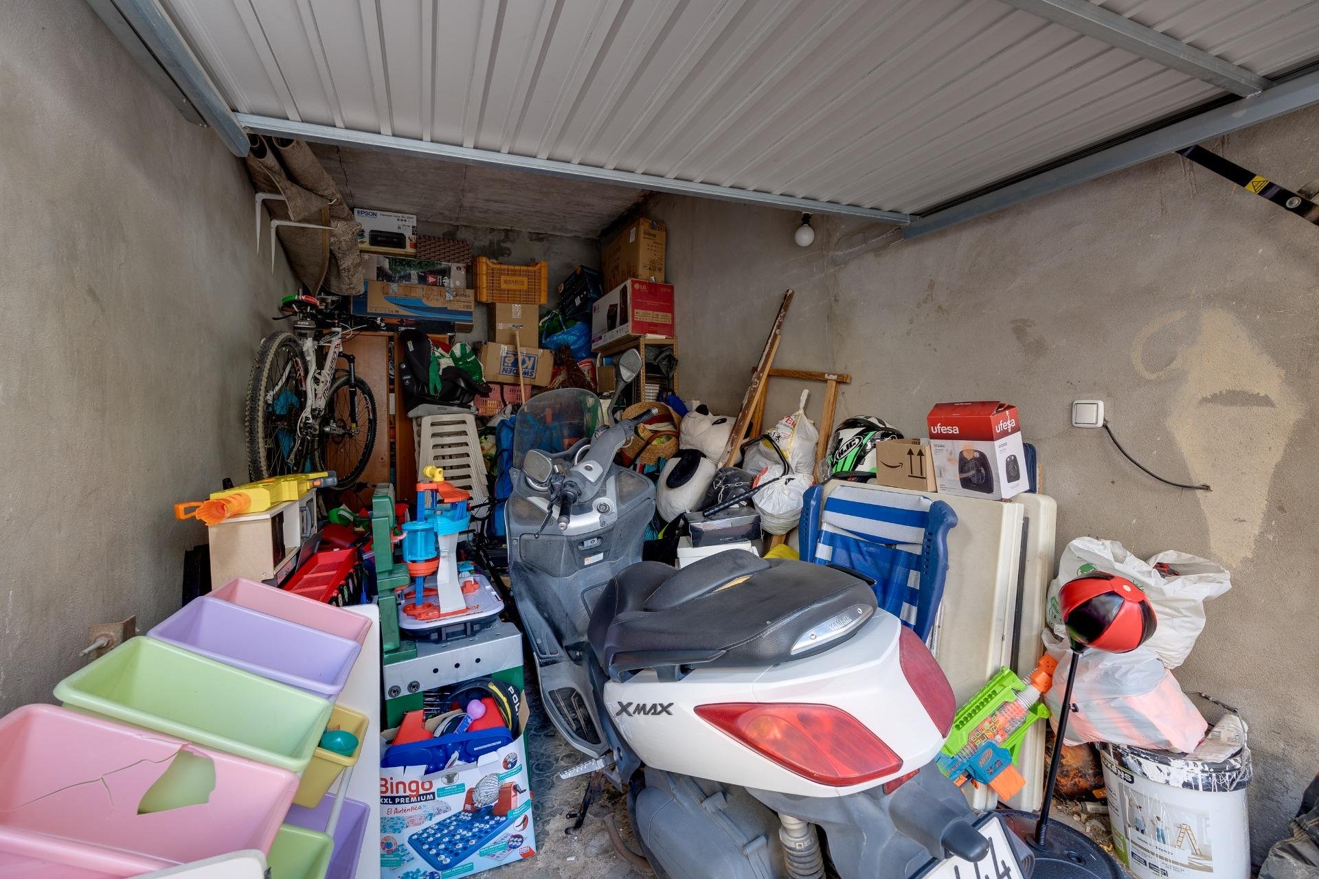 Segunda mano - Town House -
Torrevieja - Centro