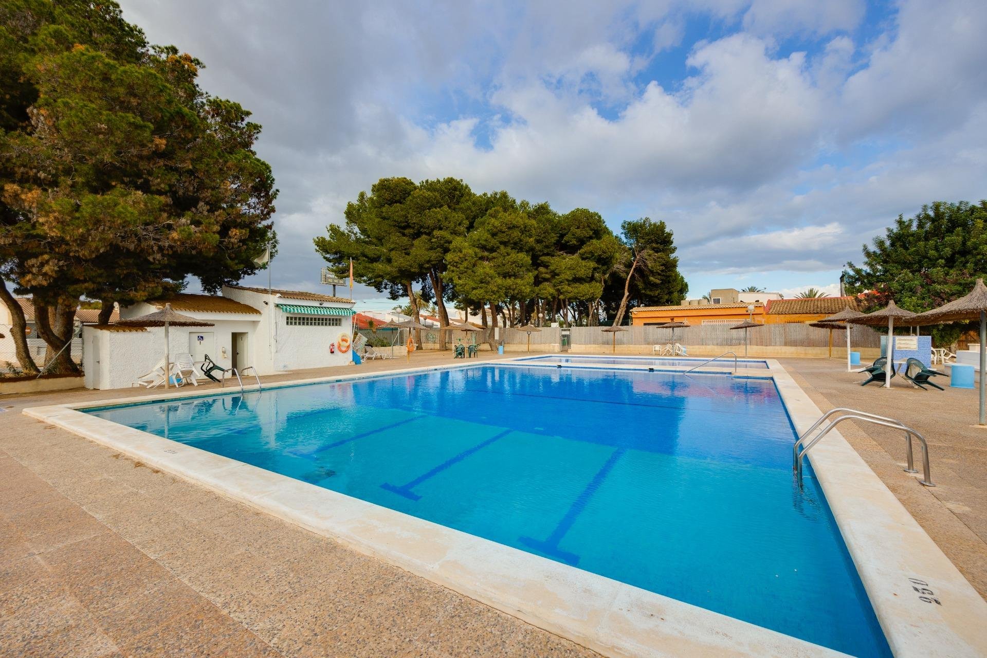 Segunda mano - Town House -
Torrevieja - El Limonar