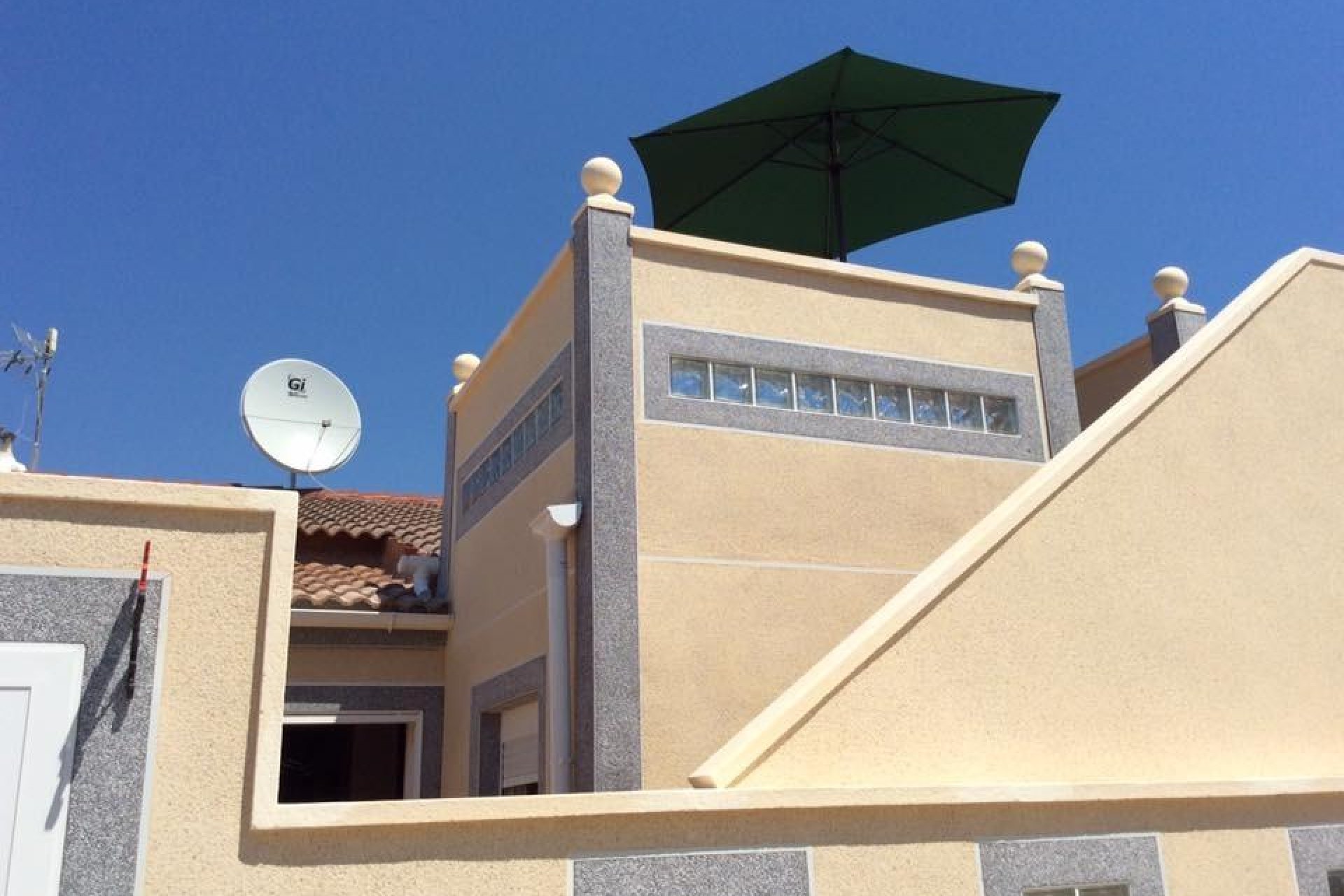 Segunda mano - Town House -
Torrevieja - El Limonar