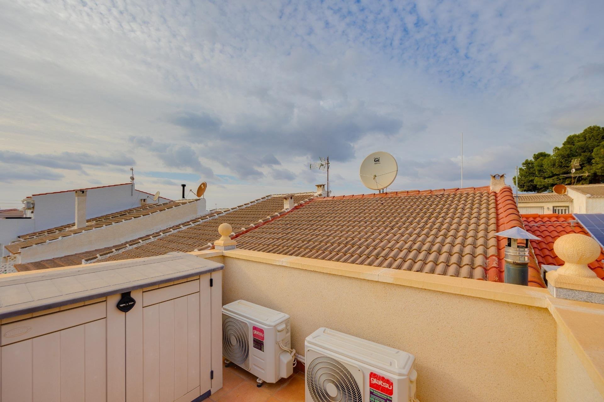 Segunda mano - Town House -
Torrevieja - El Limonar