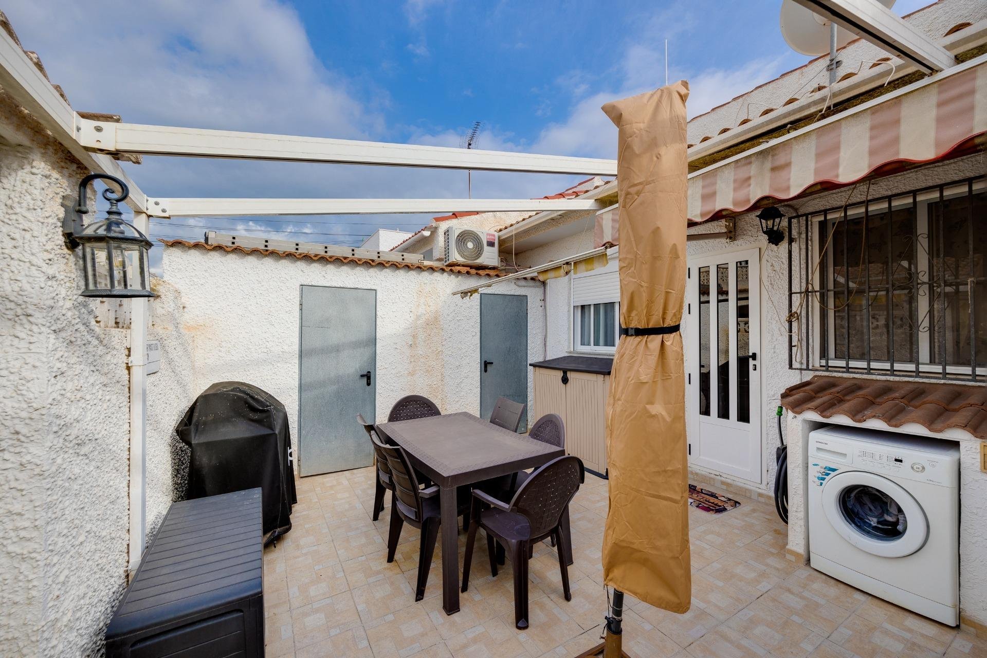 Segunda mano - Town House -
Torrevieja - El Limonar