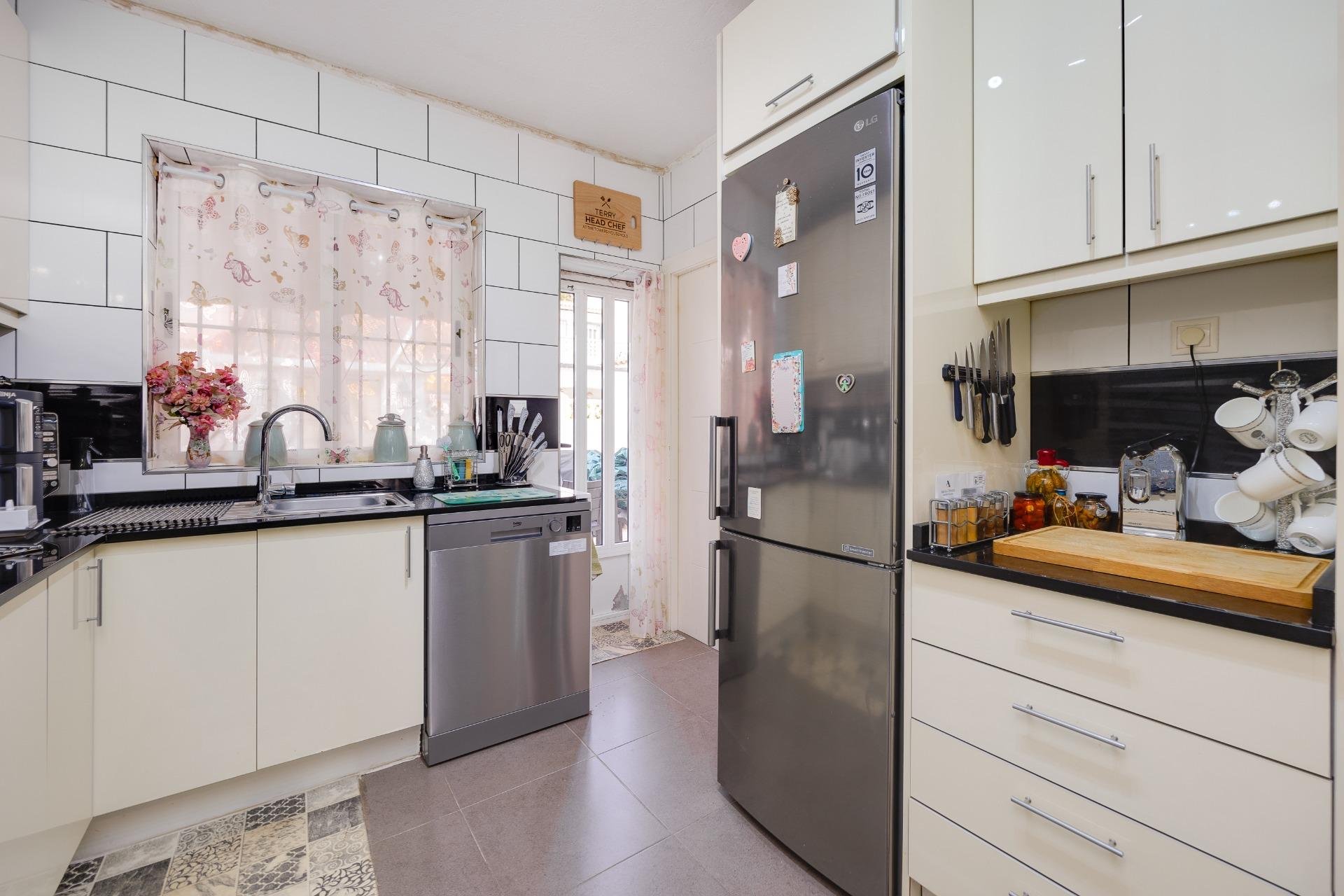 Segunda mano - Town House -
Torrevieja - El Limonar