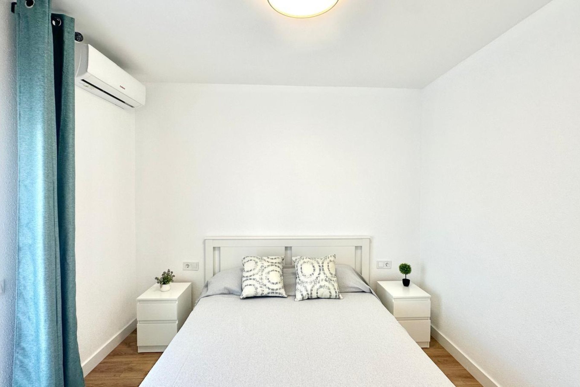 Segunda mano - Town House -
Torrevieja - Estacion De Autobuses