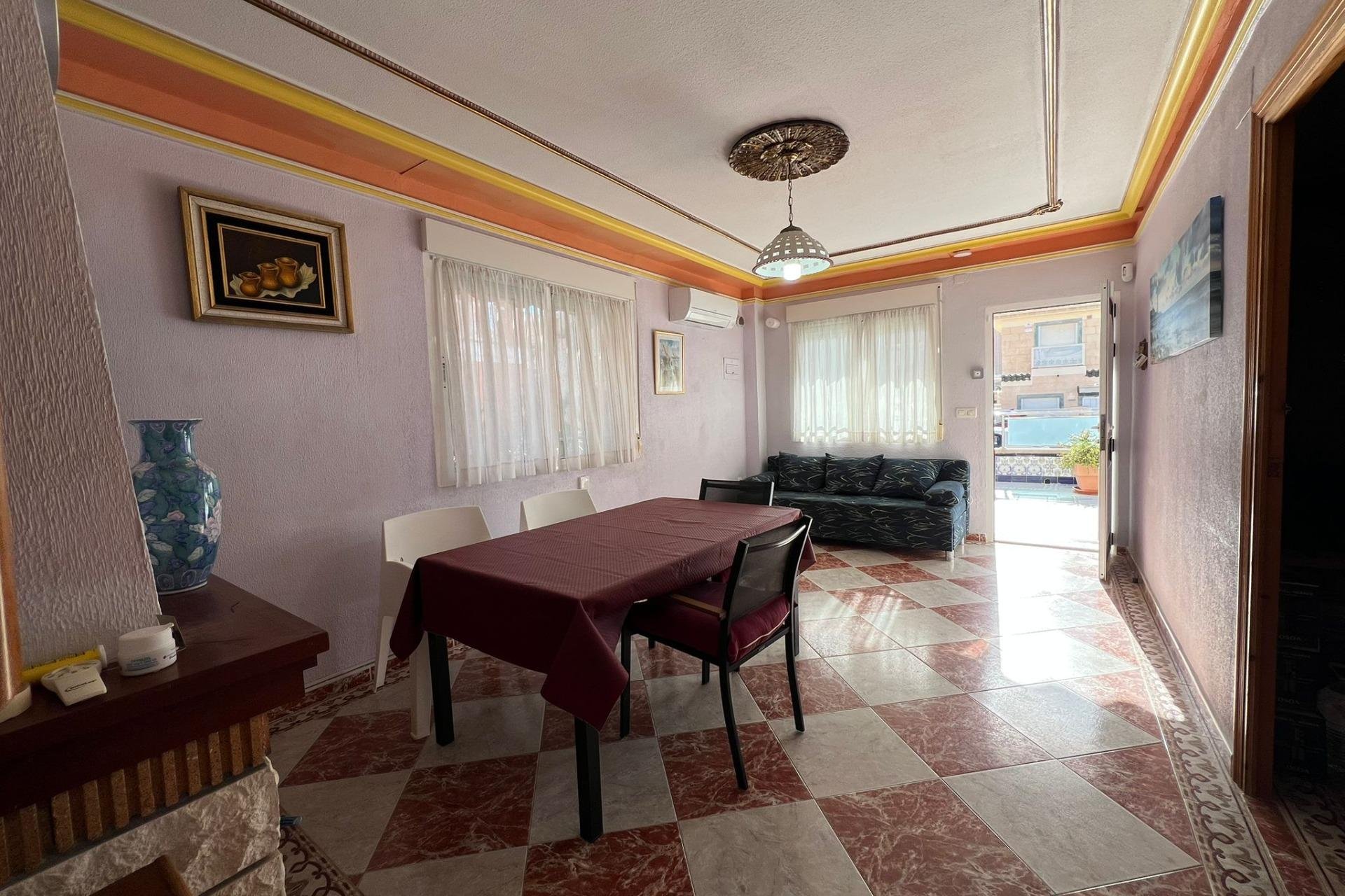 Segunda mano - Town House -
Torrevieja - La Mata