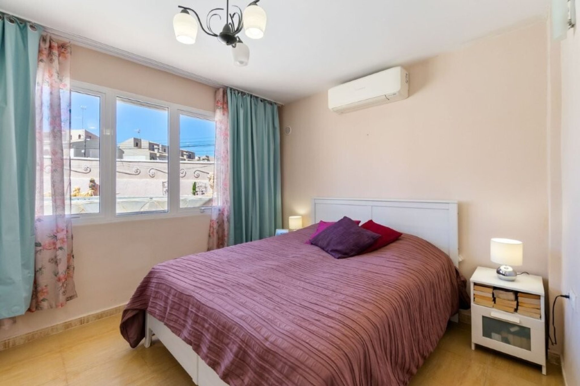 Segunda mano - Town House -
Torrevieja - Los Frutales/ La Rosaleda