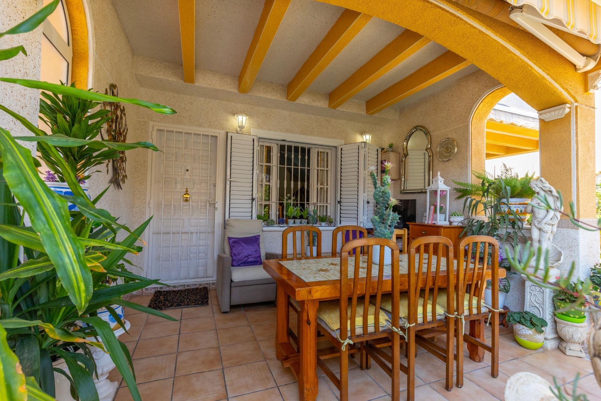 Segunda mano - Town House -
Torrevieja - Los Frutales