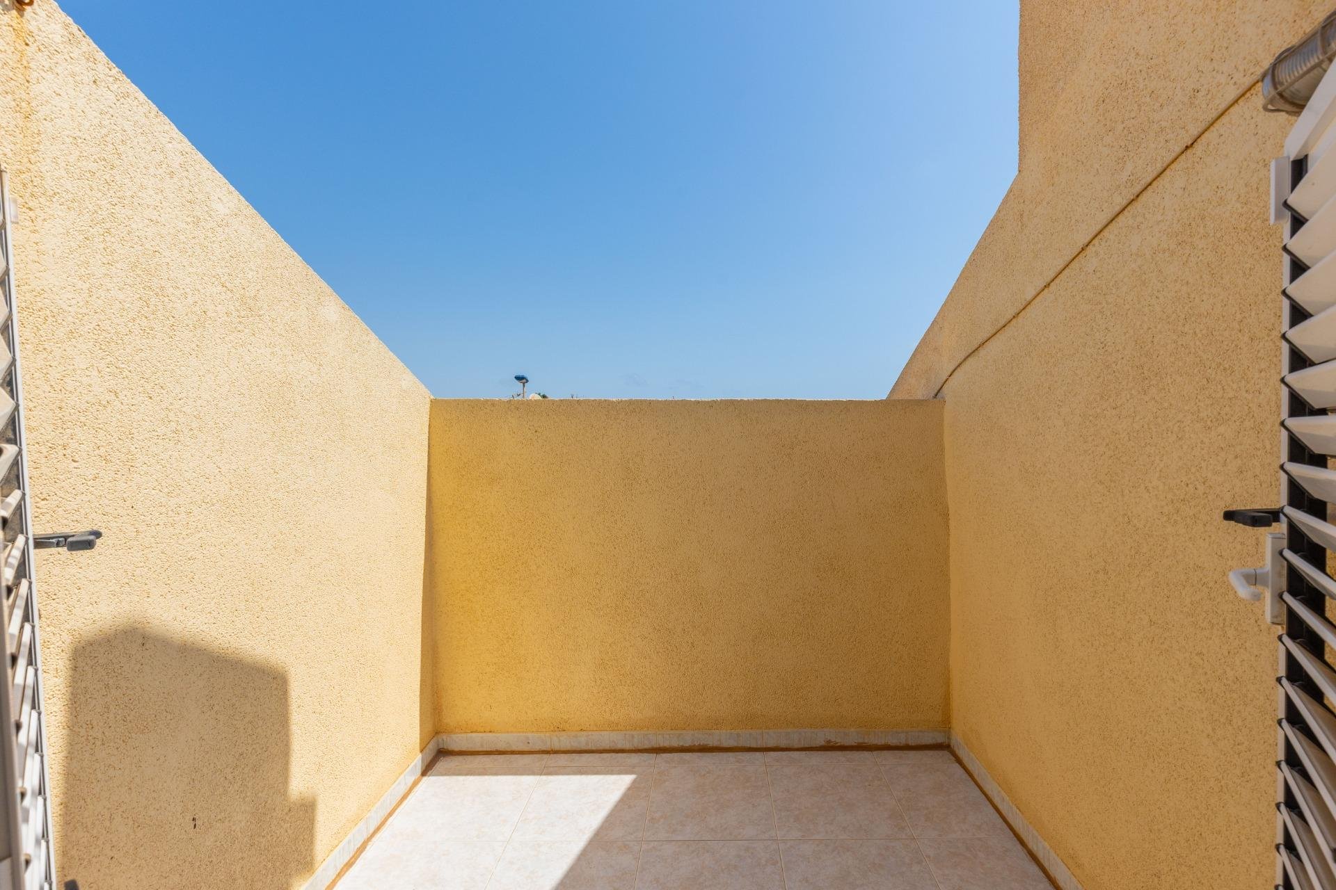 Segunda mano - Town House -
Torrevieja - Los Frutales