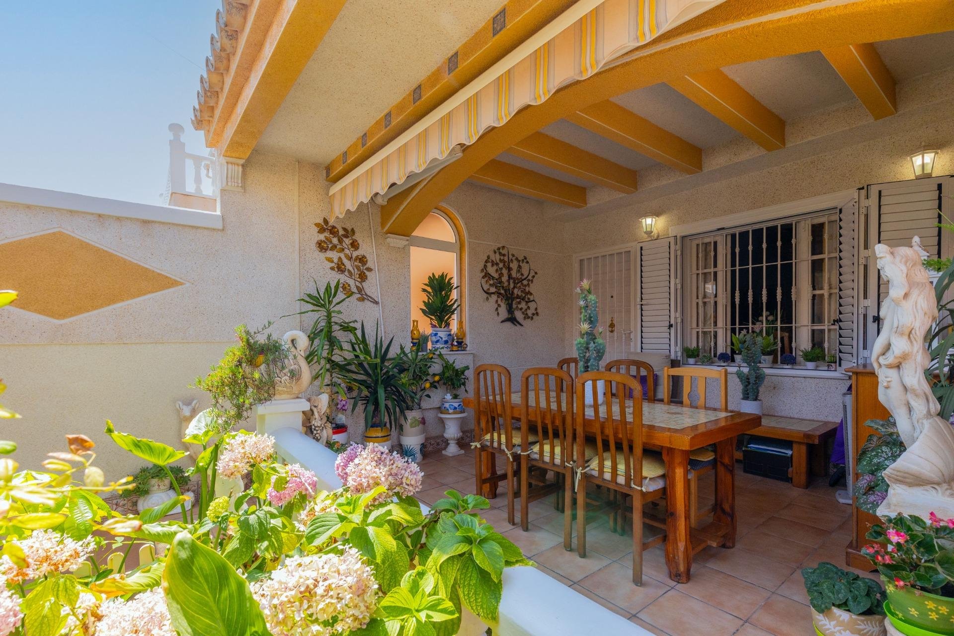 Segunda mano - Town House -
Torrevieja - Los Frutales