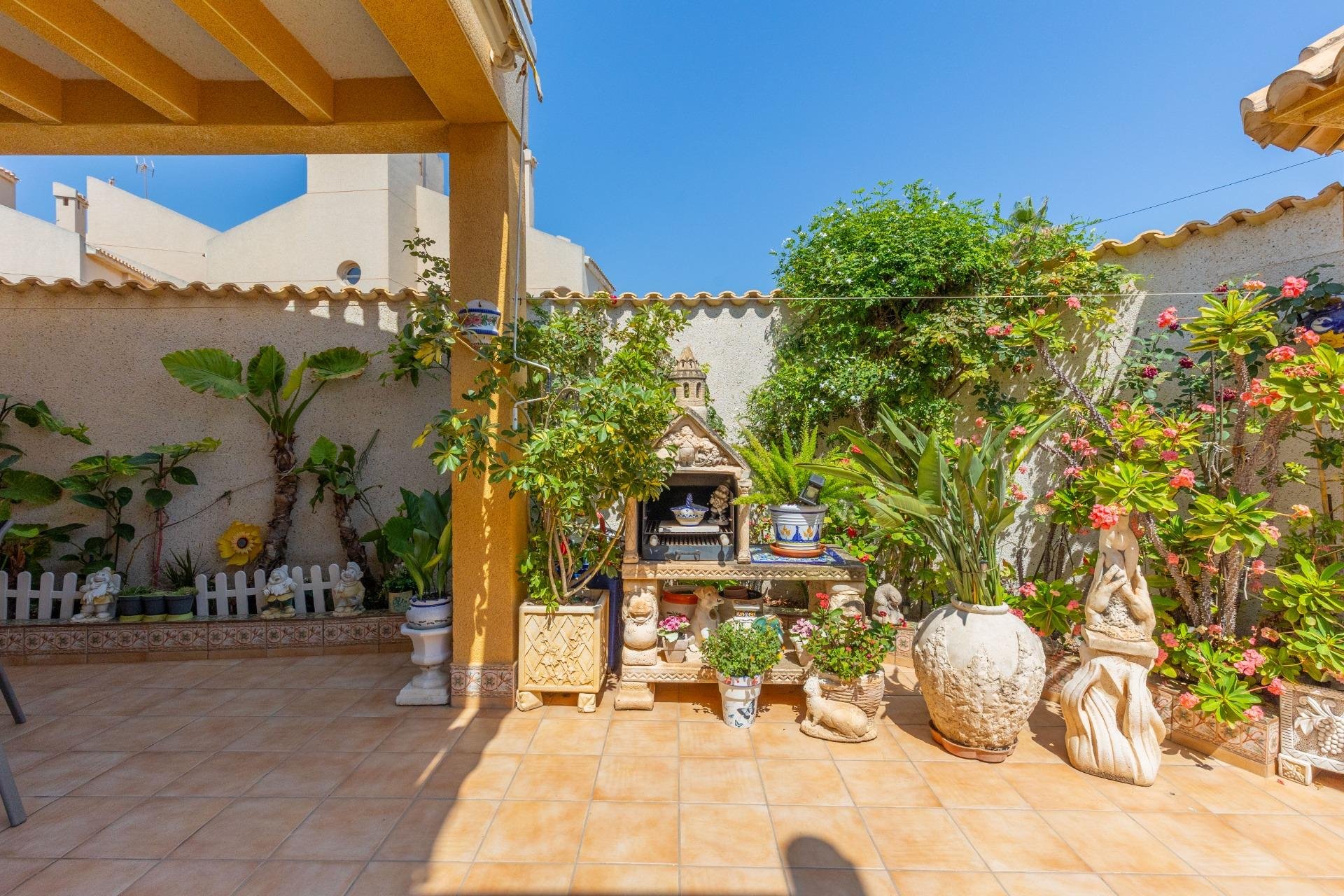 Segunda mano - Town House -
Torrevieja - Los Frutales