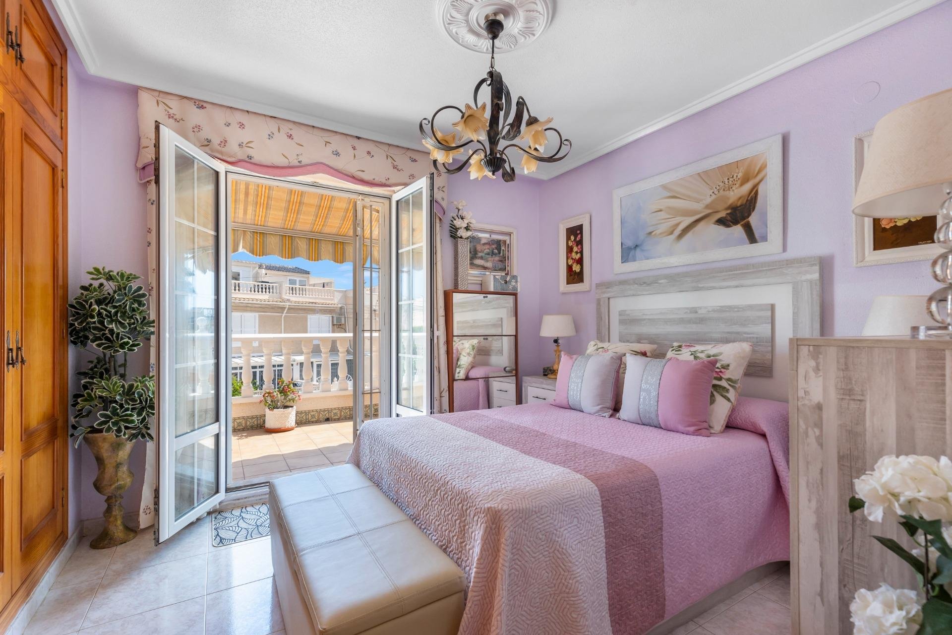 Segunda mano - Town House -
Torrevieja - Los Frutales