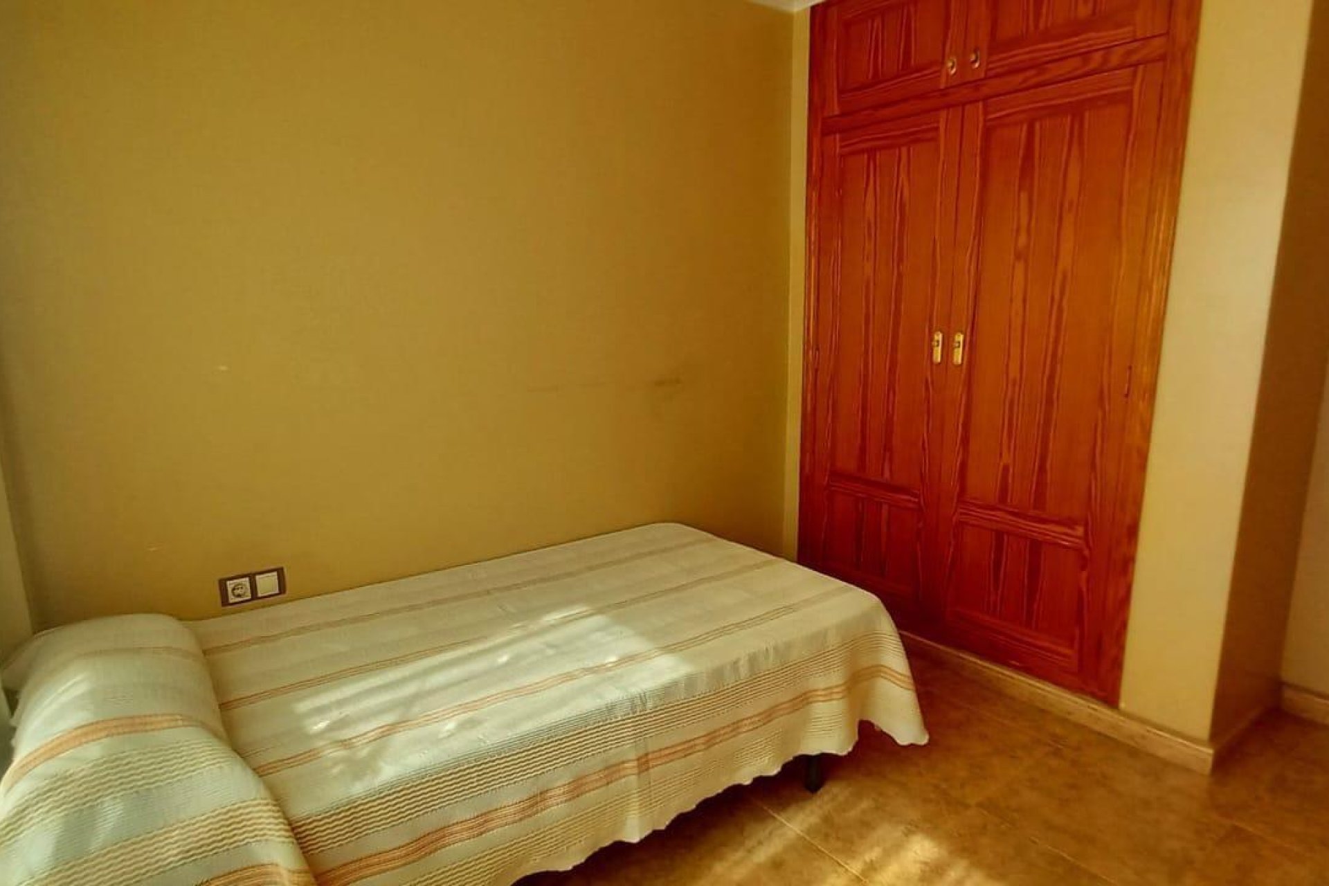 Segunda mano - Town House -
Torrevieja - Nueva Torrevieja