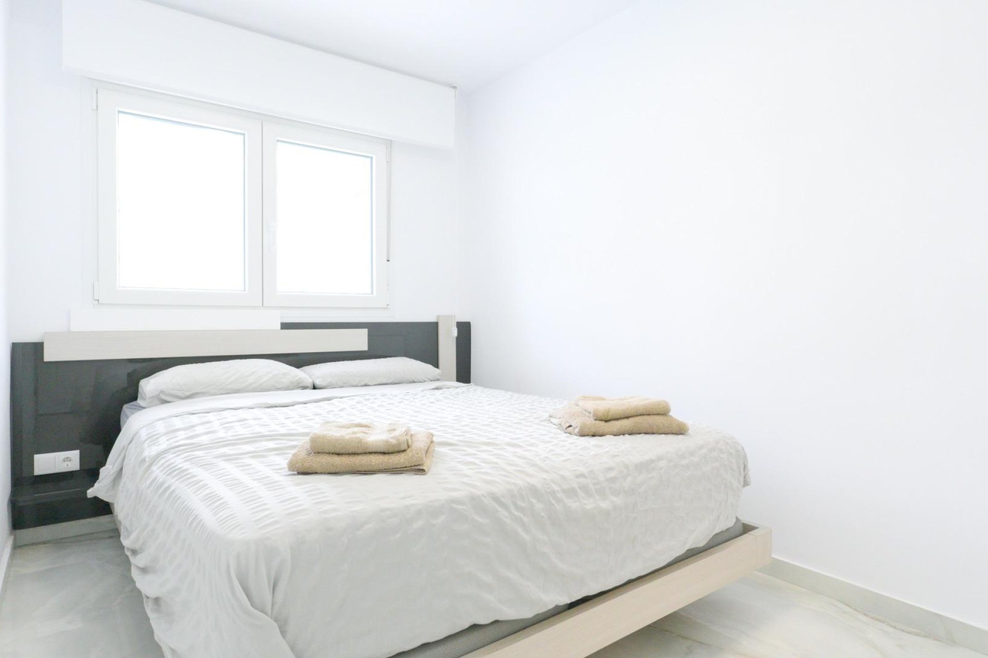 Segunda mano - Town House -
Torrevieja - Punta Prima