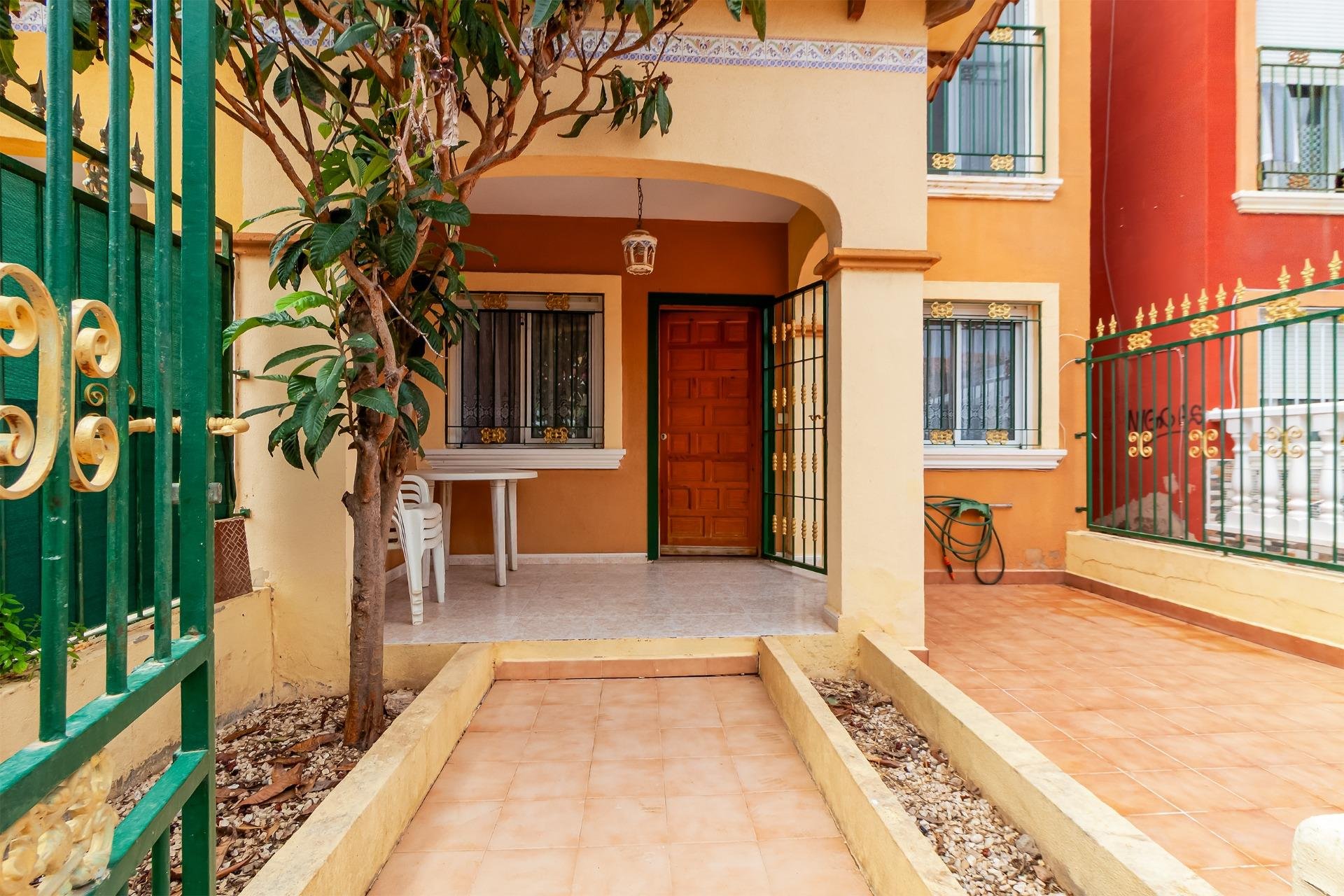 Segunda mano - Town House -
Torrevieja - Torretas